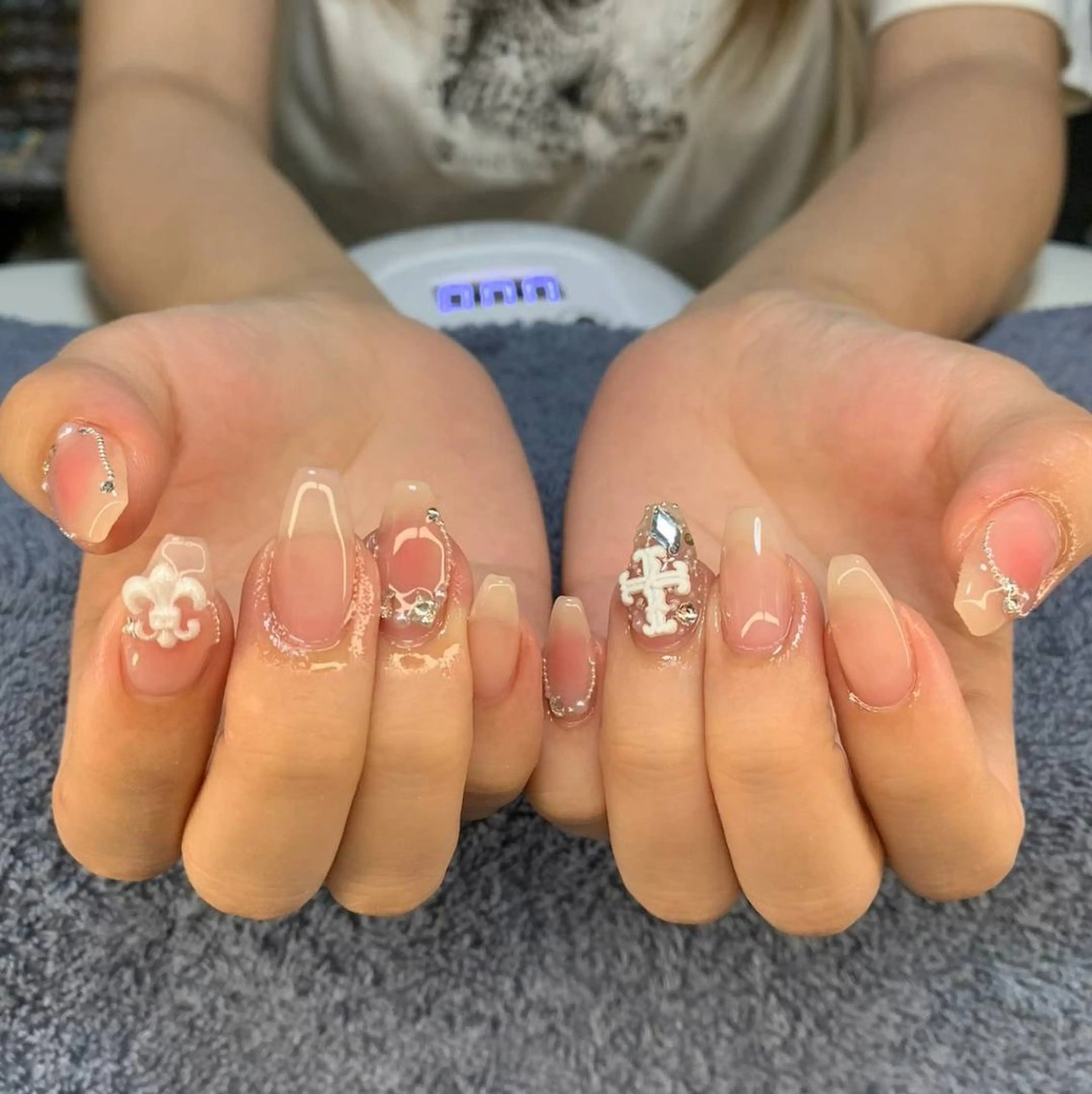 ネイル ハンドネイル フットネイル MHR nailのネイルデザイン