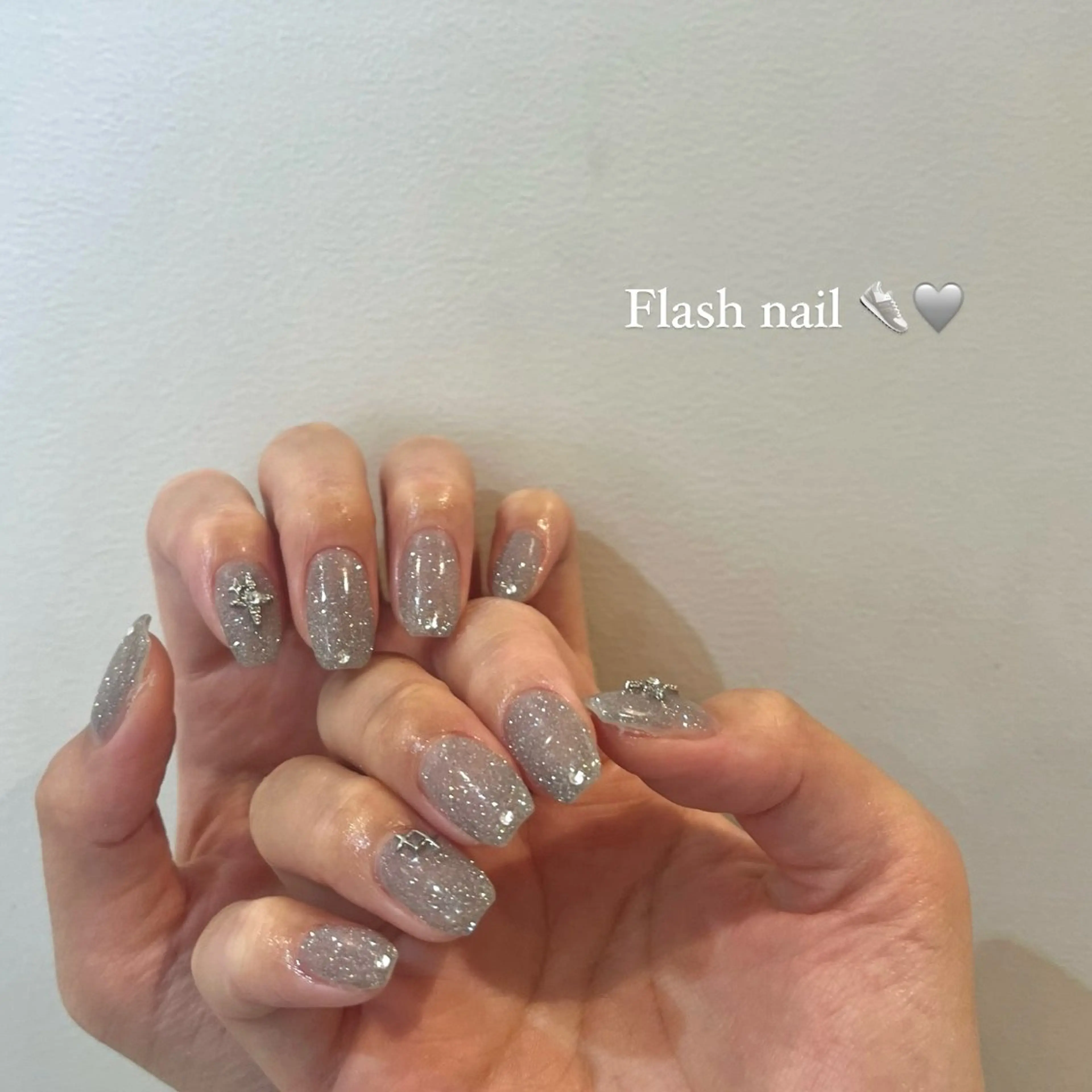 【オフなしの方限定】フラッシュネイルワンカラー⟡.·パラジェル使用◎の写真