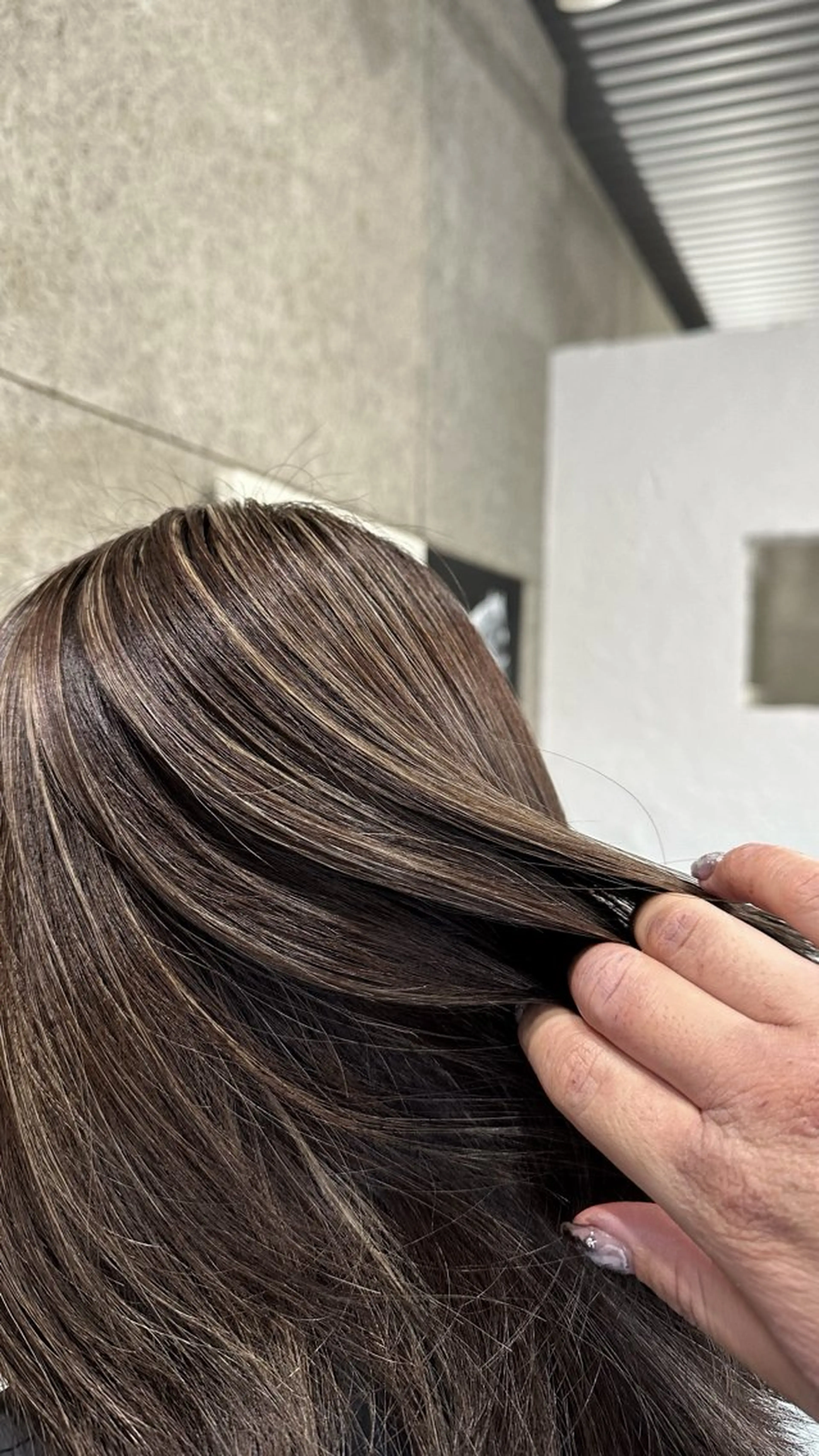 ミディアム ハイライト 岩間 萌々果/eimのヘアスタイル