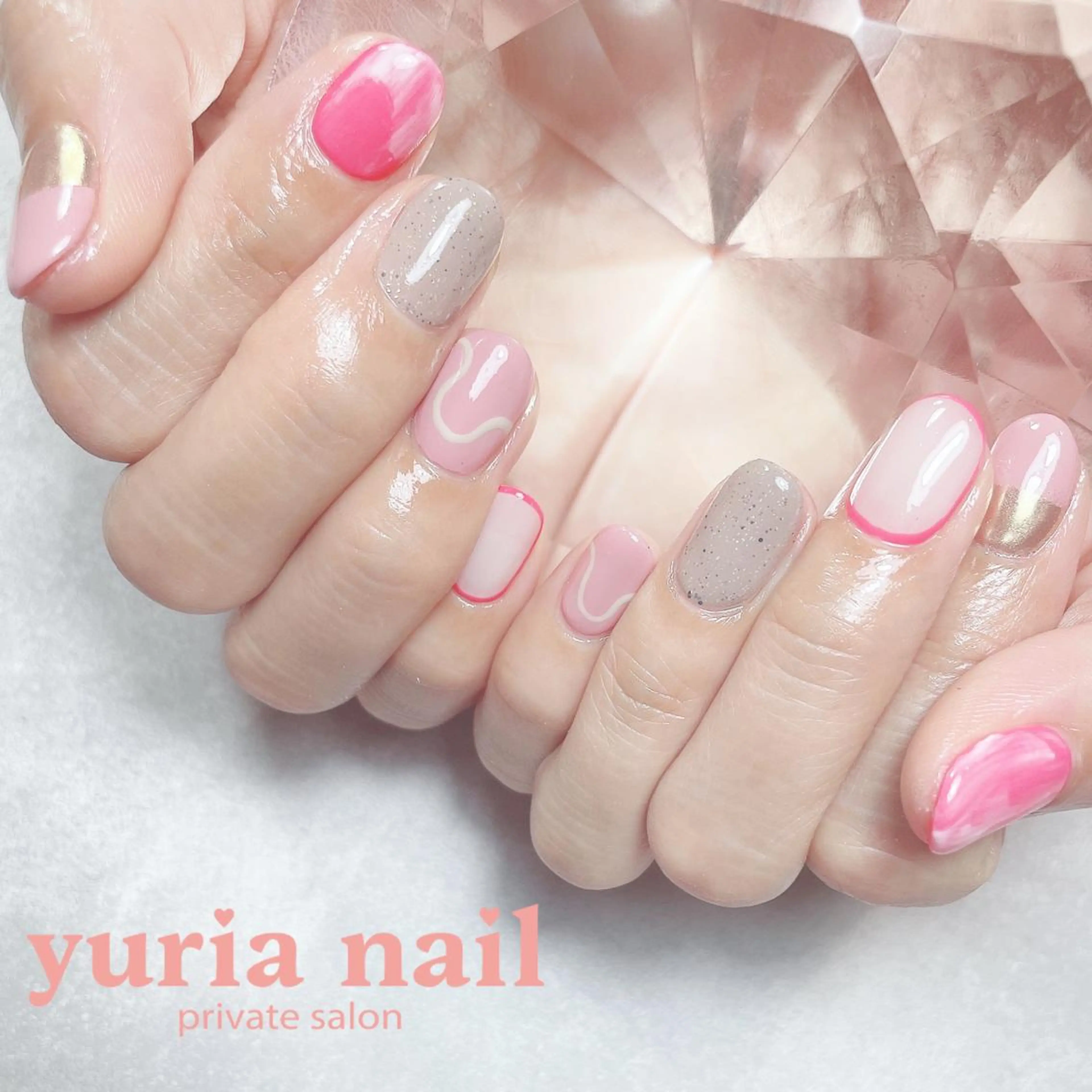 ネイル ジェルネイル 持ち込み ニュアンスネイル ピンク ハンドネイル 小林 ゆりあのネイルデザイン