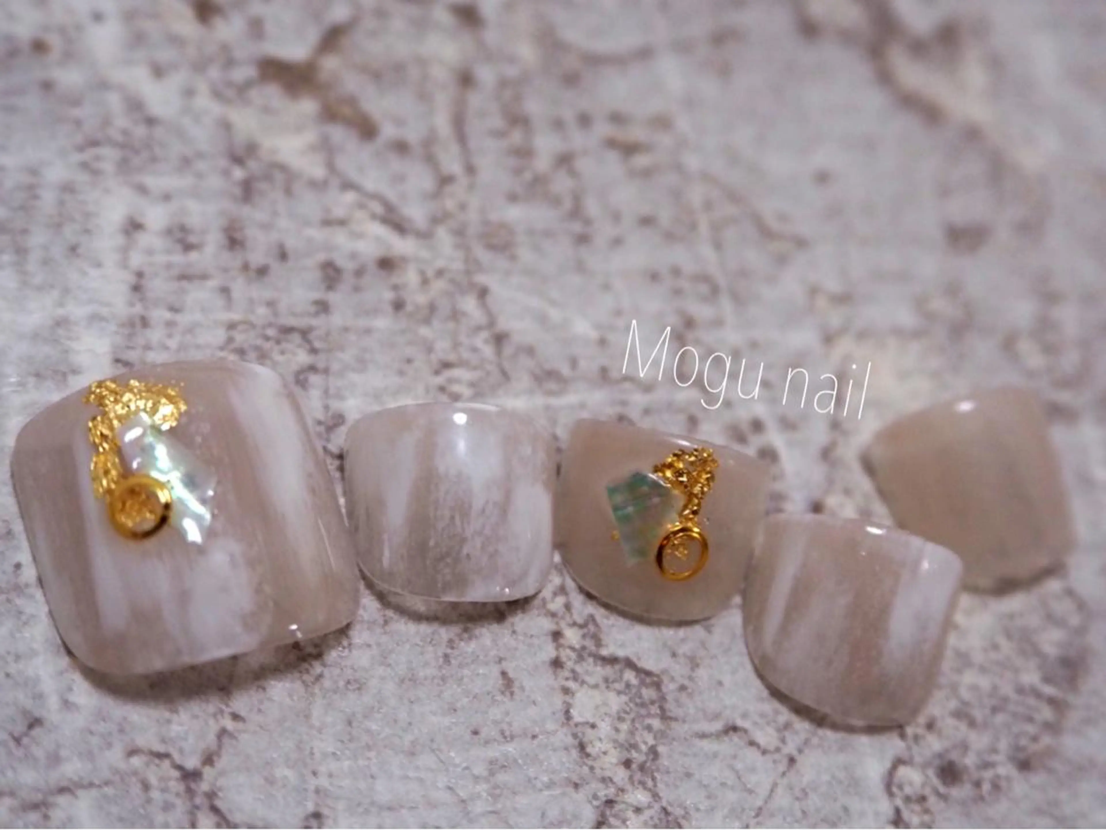 ネイル フットネイル Mogu nail 二子玉川のネイルデザイン