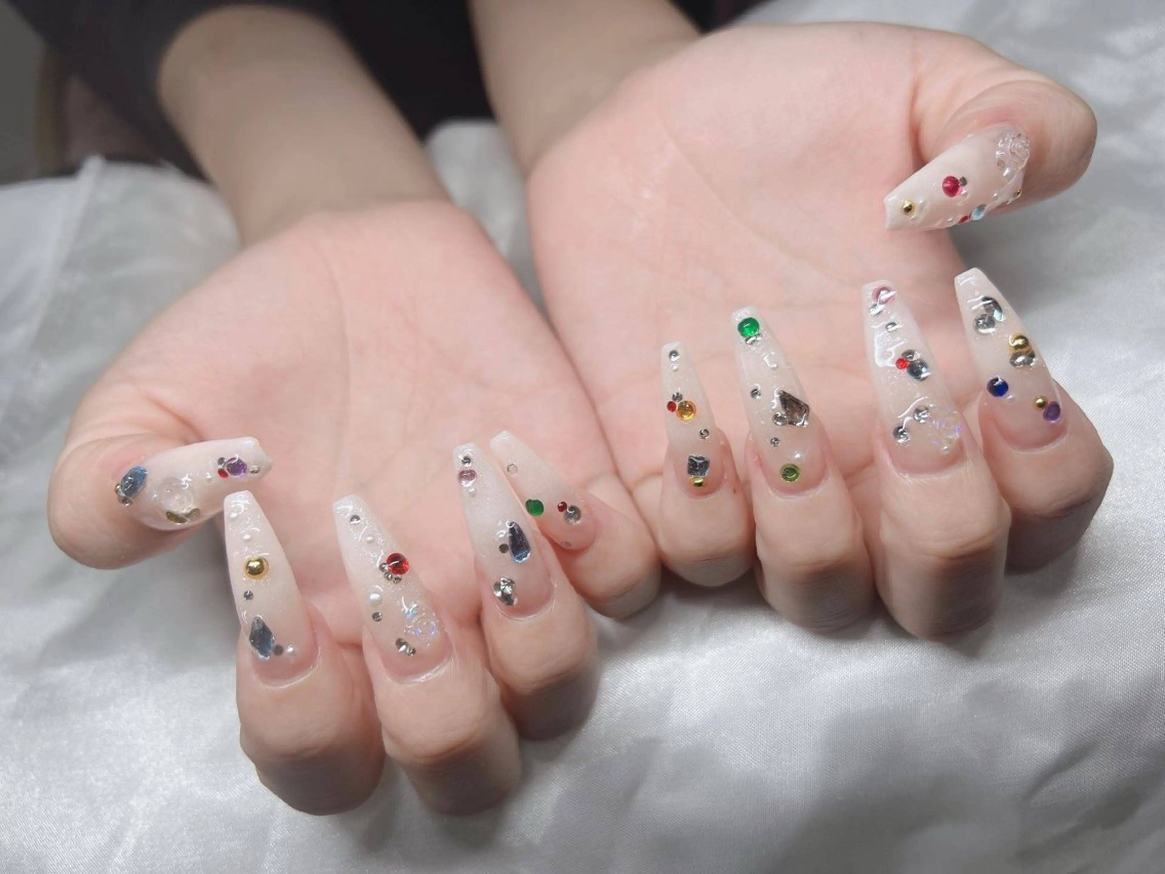 ネイル 長さ出し グラデーション キラキラネイル マグネットネイル ニュアンスネイル Lee Nails チップ長さだし専門店のネイルデザイン