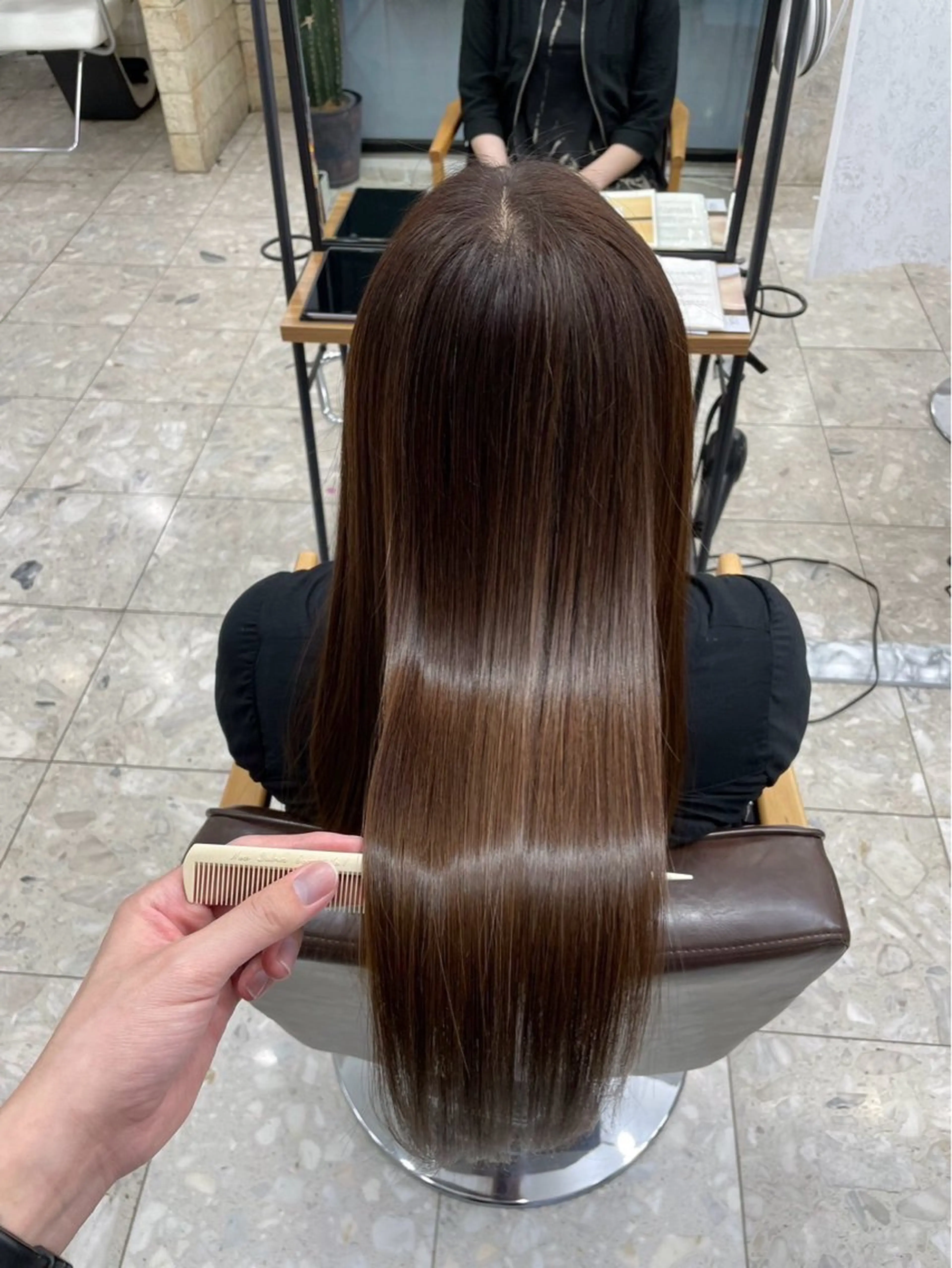 ロング 髪質改善×白髪ぼかし 美容師✂️武澤龍賀のヘアスタイル