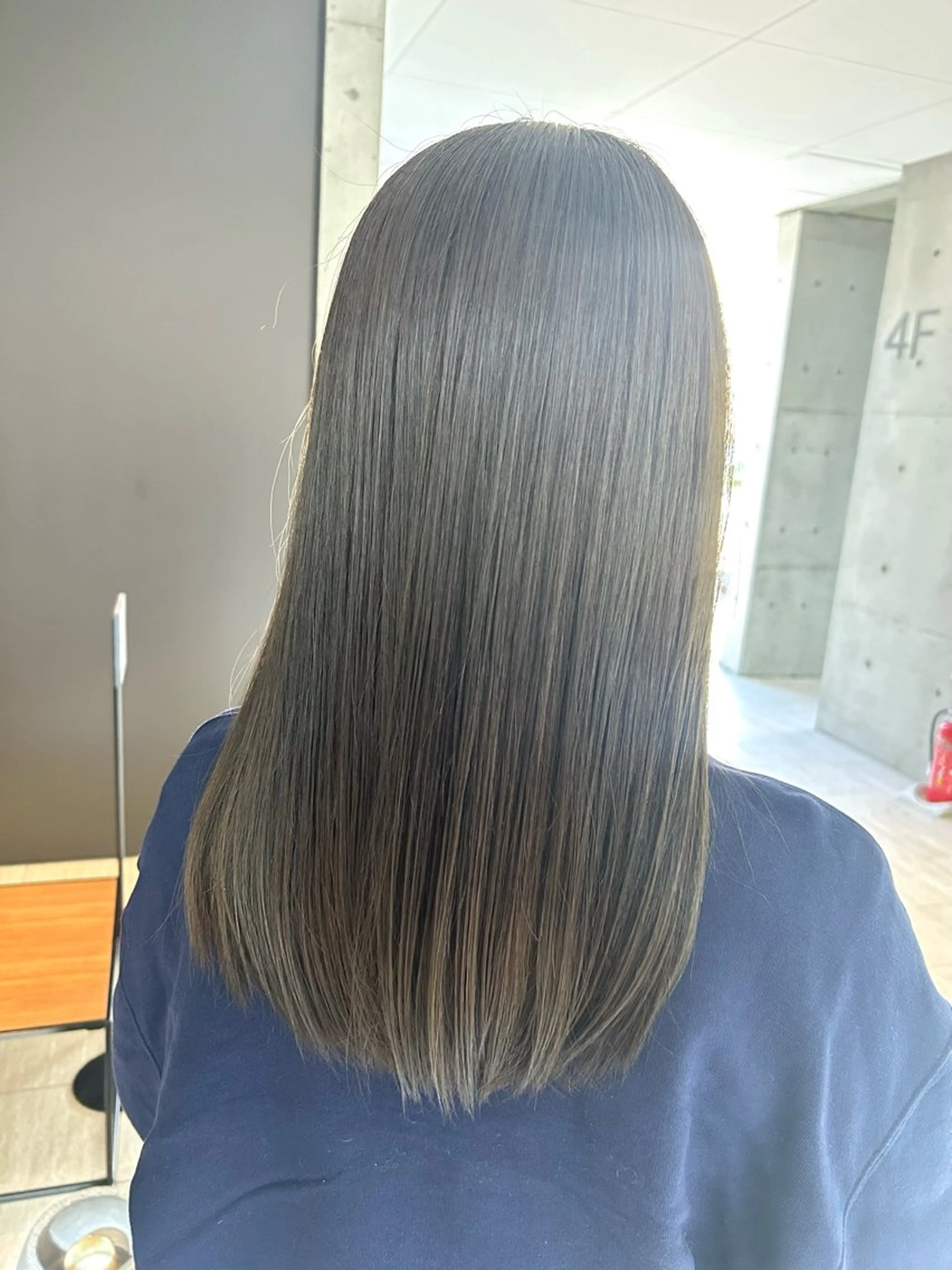 ロング カラー パーマ オリーブカラー Maison de Day&Night所属・Day&Night kanaのヘアスタイル