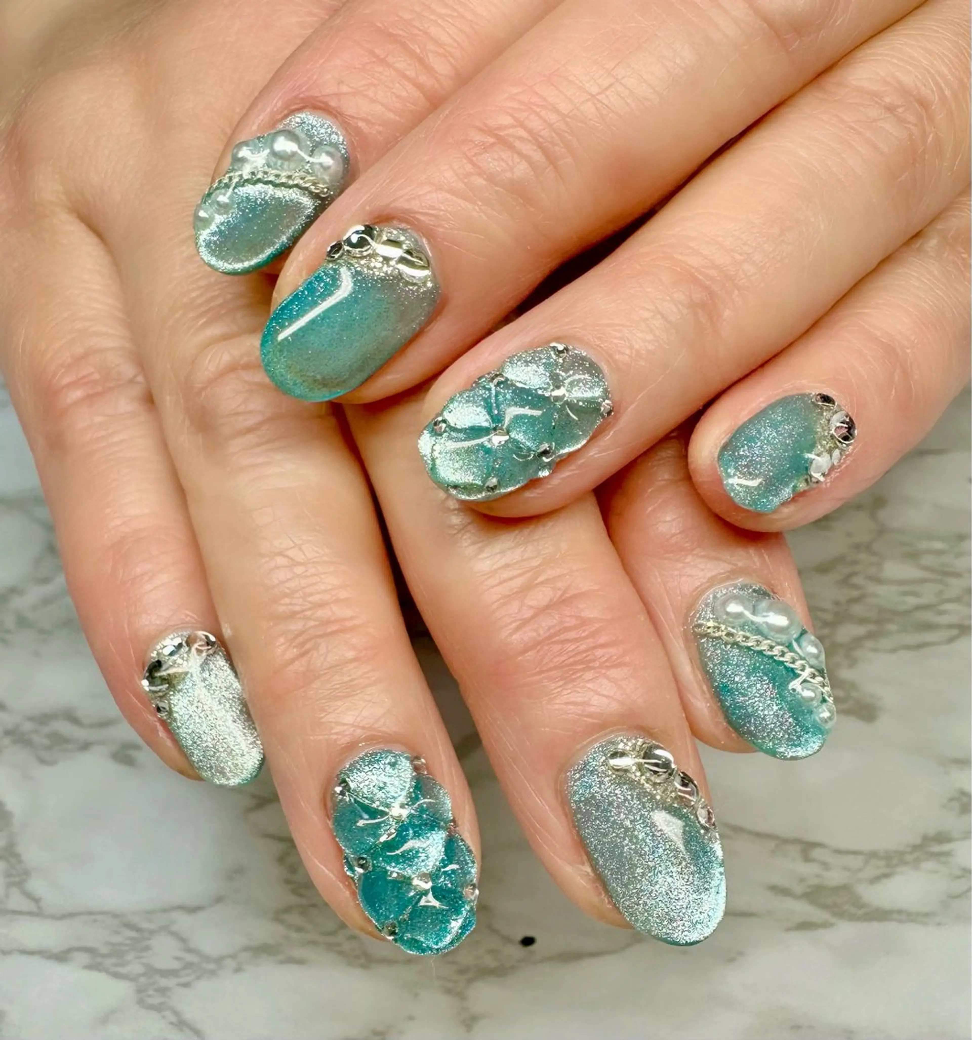 ネイル アートネイル マグネットネイル ワンカラーネイル 冬ネイル M.N_ nailのネイルデザイン