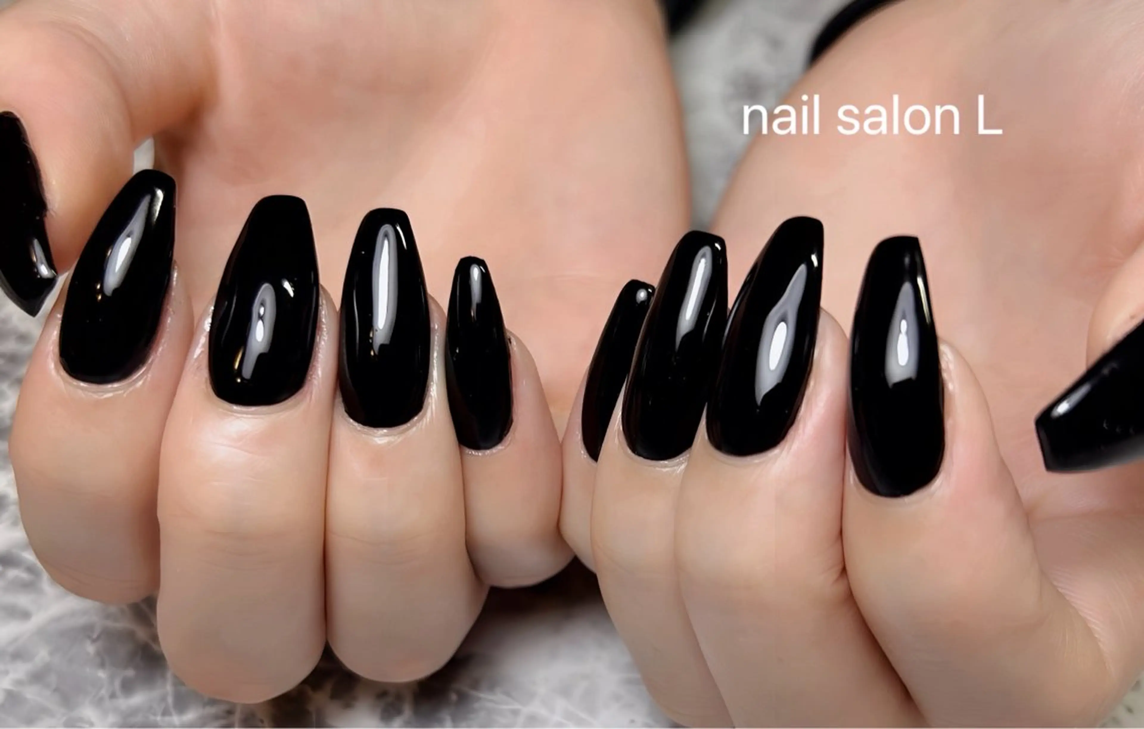 ネイル ワンカラーネイル ハンドネイル 吉川市 ネイルサロンLのネイルデザイン