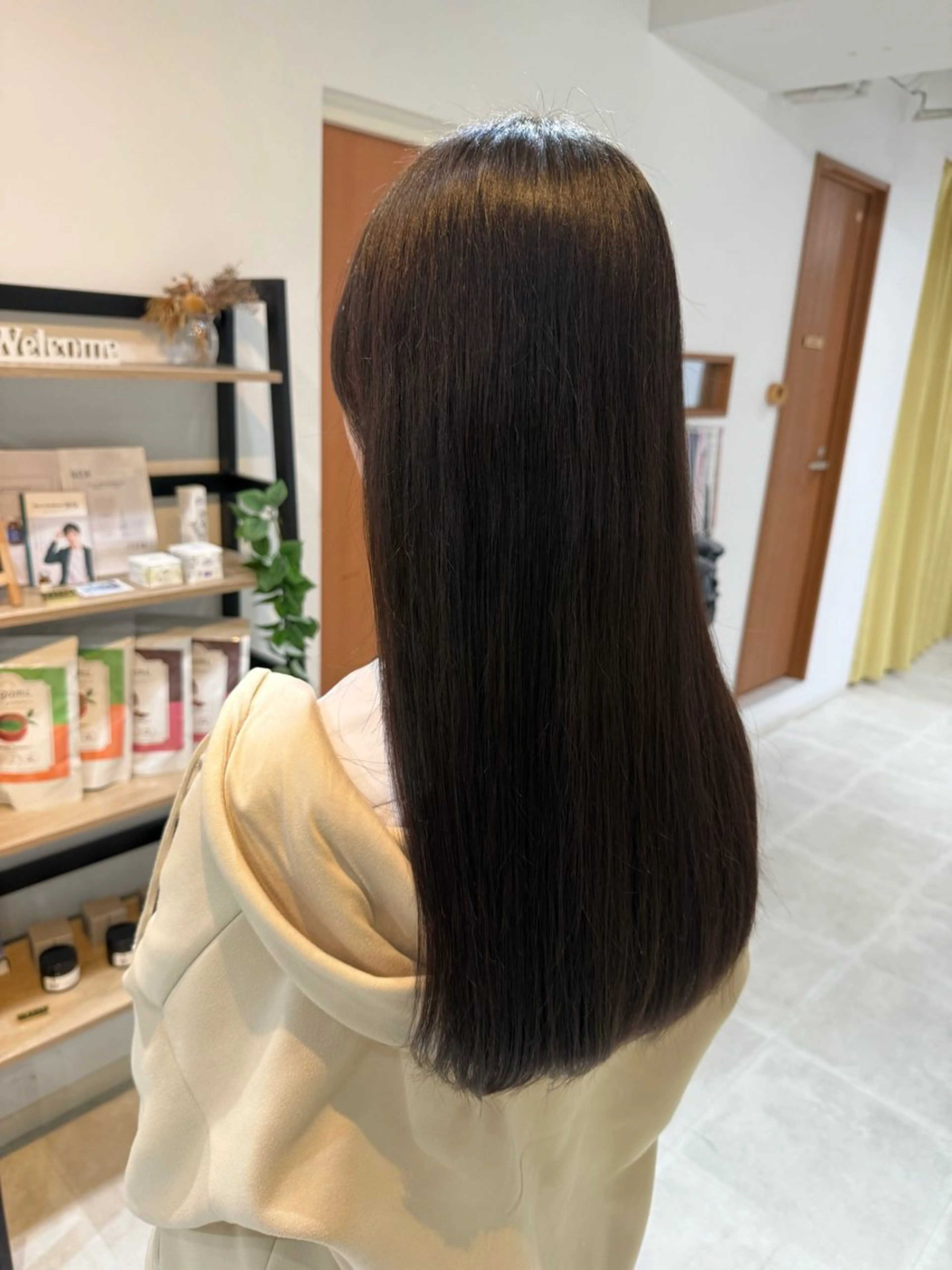 ロング 島 歩那のヘアスタイル
