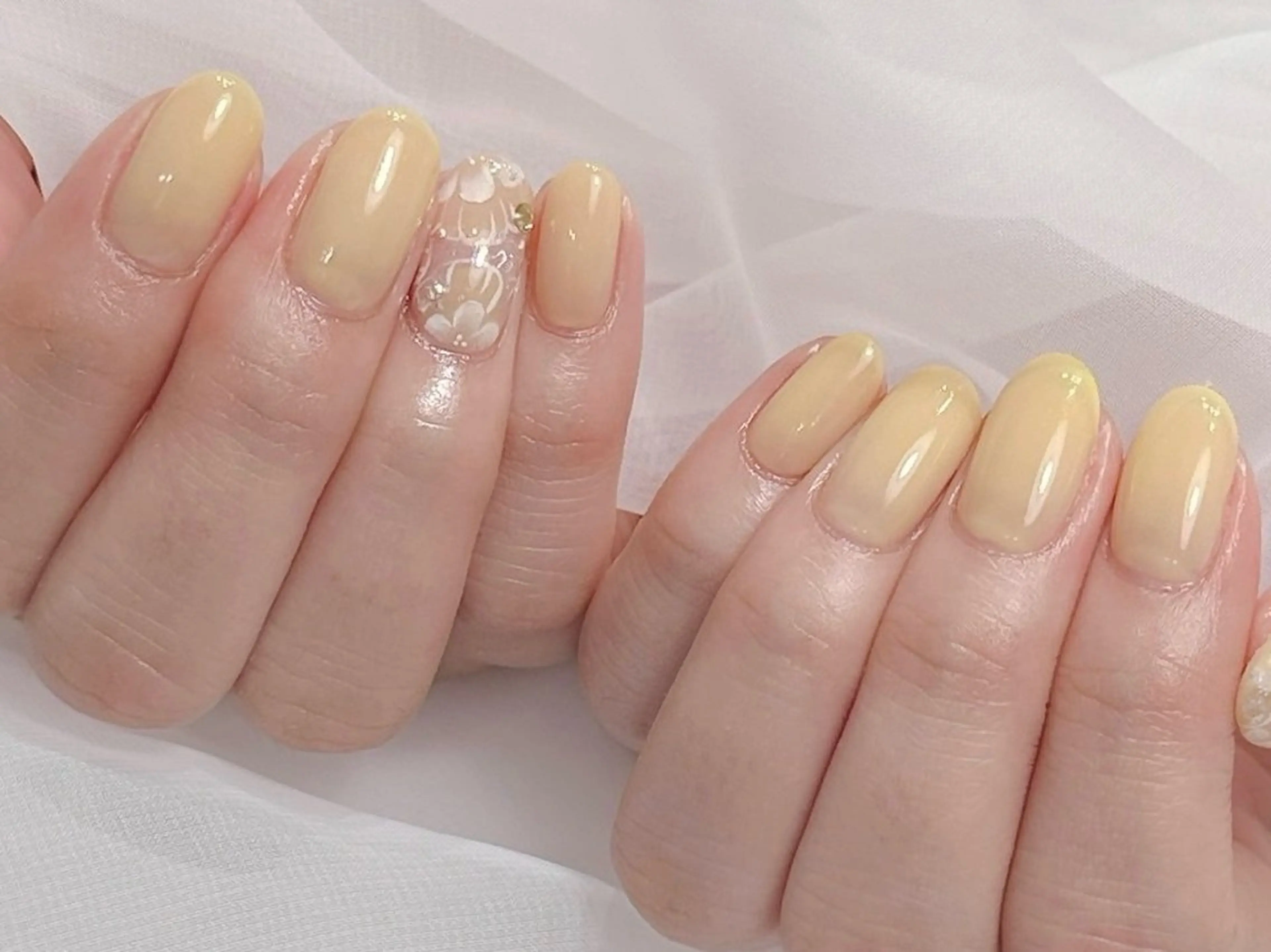 シンプル定額アート(他店オフ無料) サンプルの中から選んで下さい。の写真