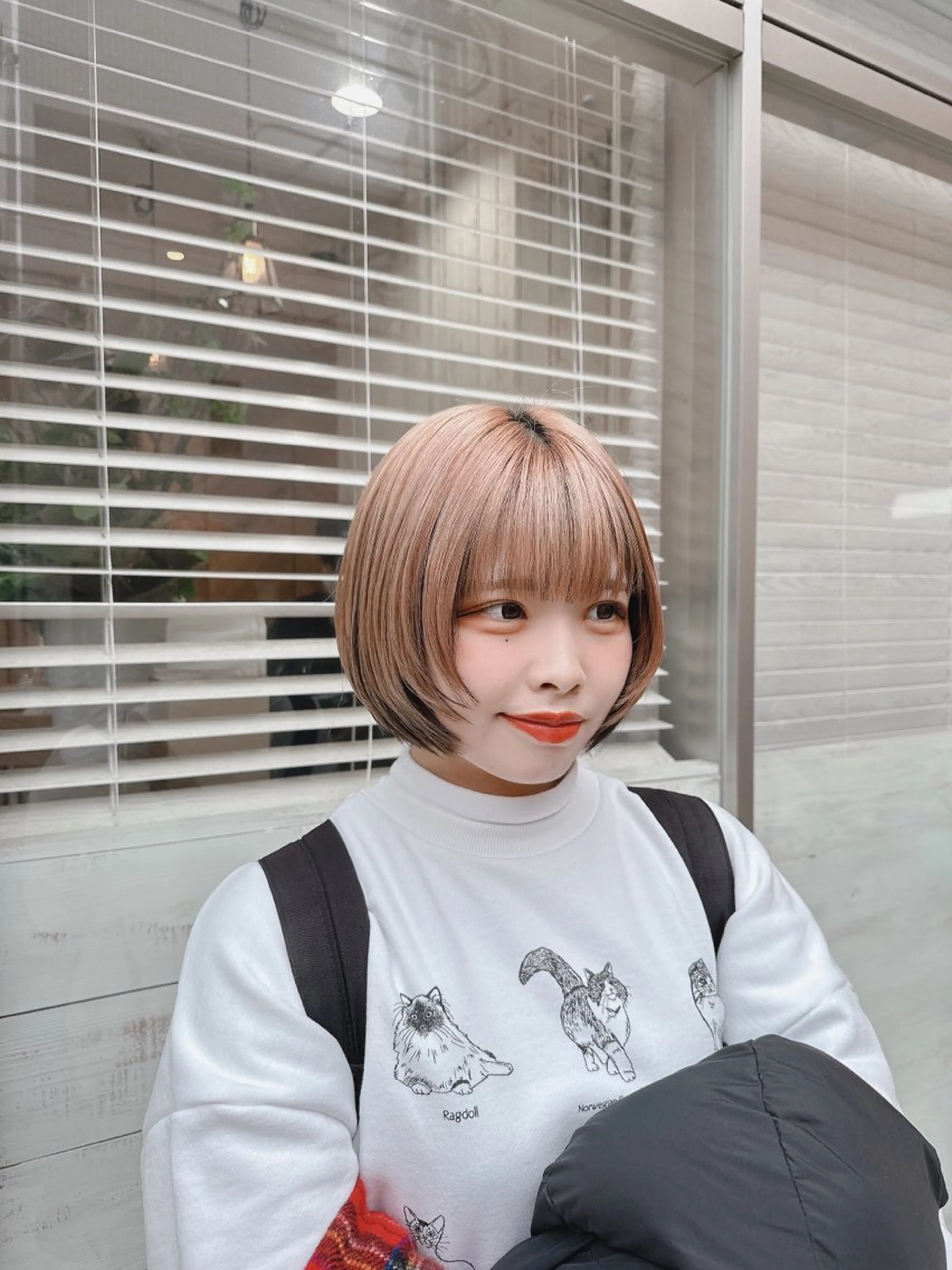 ショート ボブ 顔周りカット レイヤーカット ウルフカット ROIS渋谷【ロイス】所属・高橋大樹/グレージュ /ベージュ/美髪のヘアスタイル