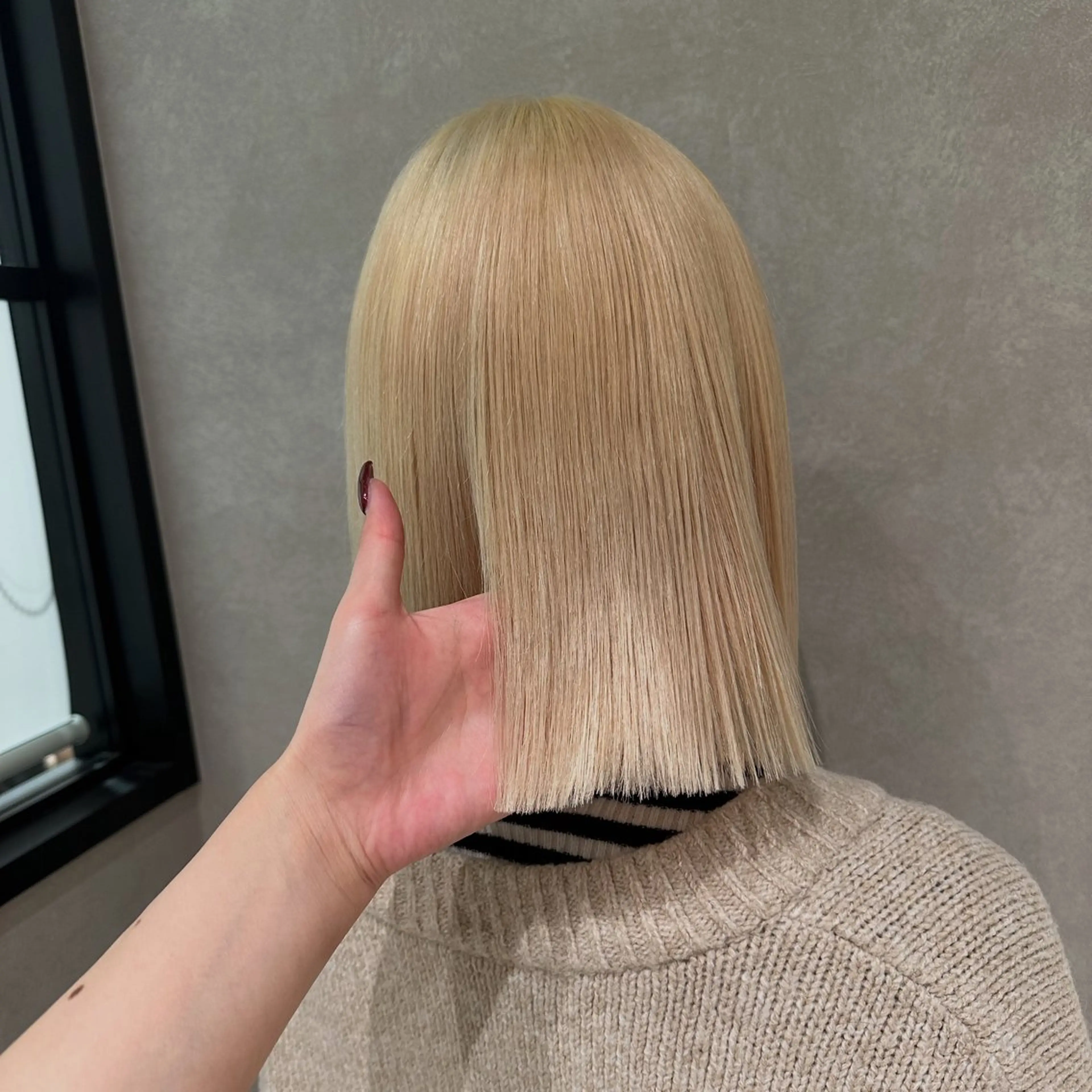 ミディアム カラー ブリーチ regalo 森重ユウのヘアスタイル