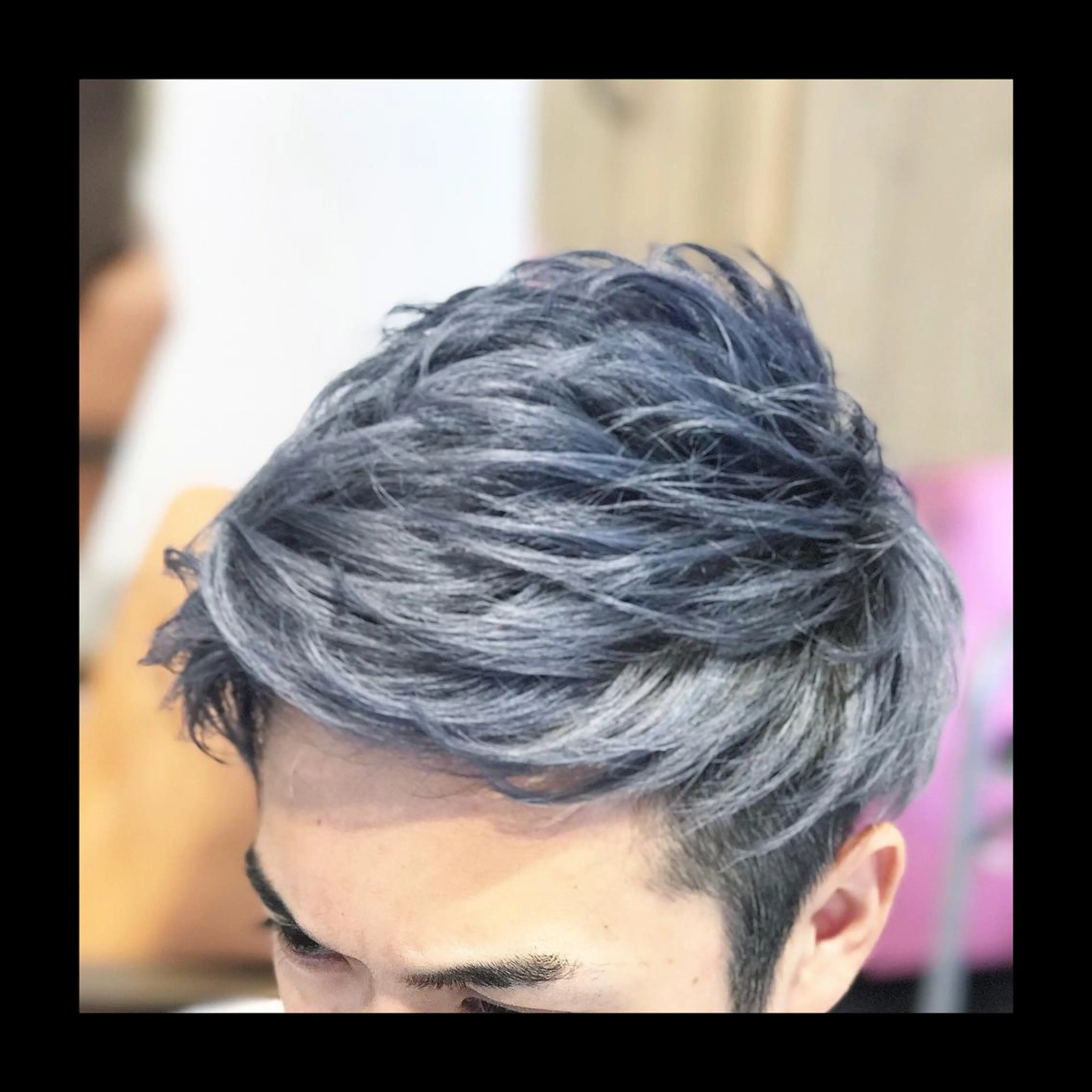 ショート カラー ヘアカラー 及川シゲル 髪質改善講師のヘアスタイル