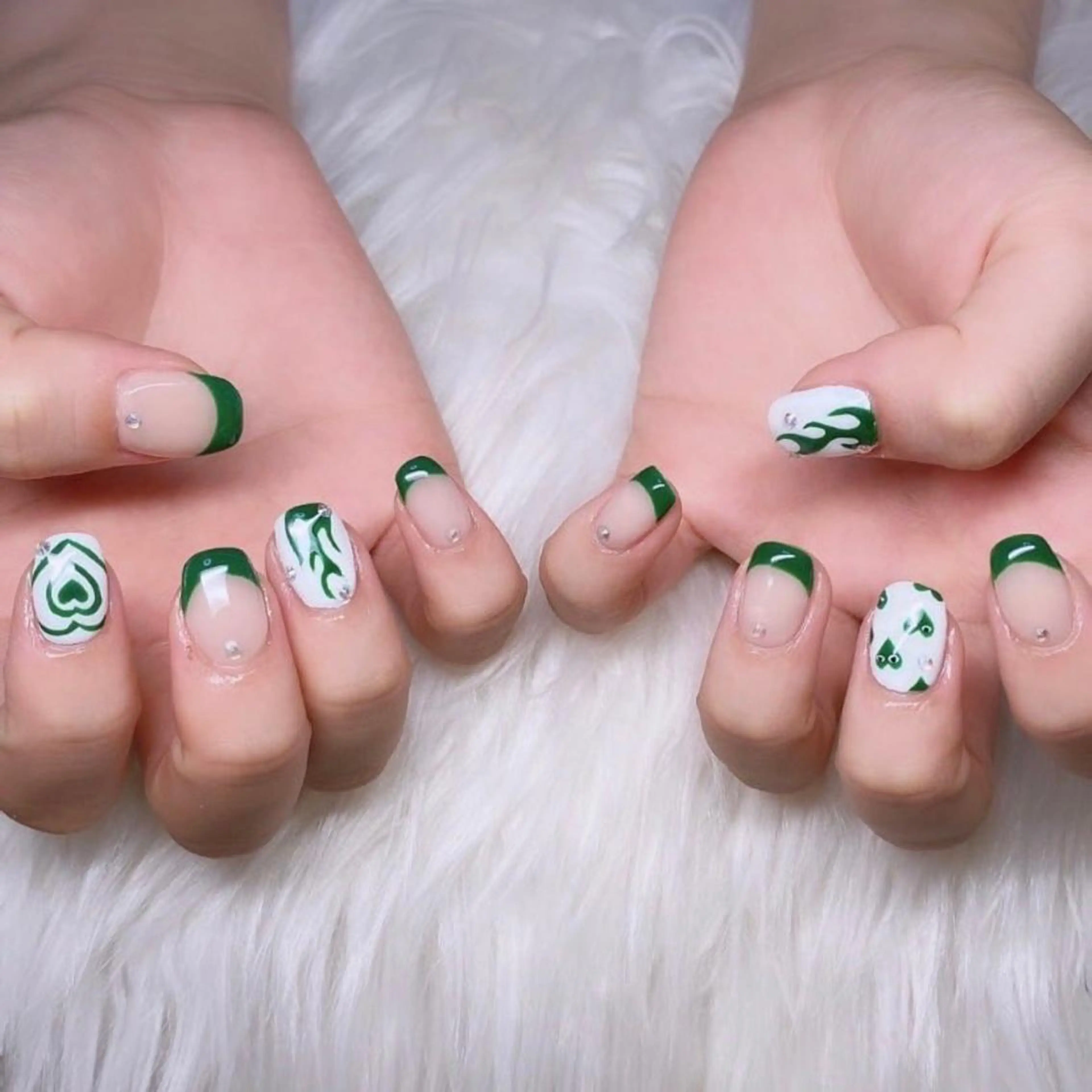 ネイル ハンドネイル VIOLA .nailのネイルデザイン