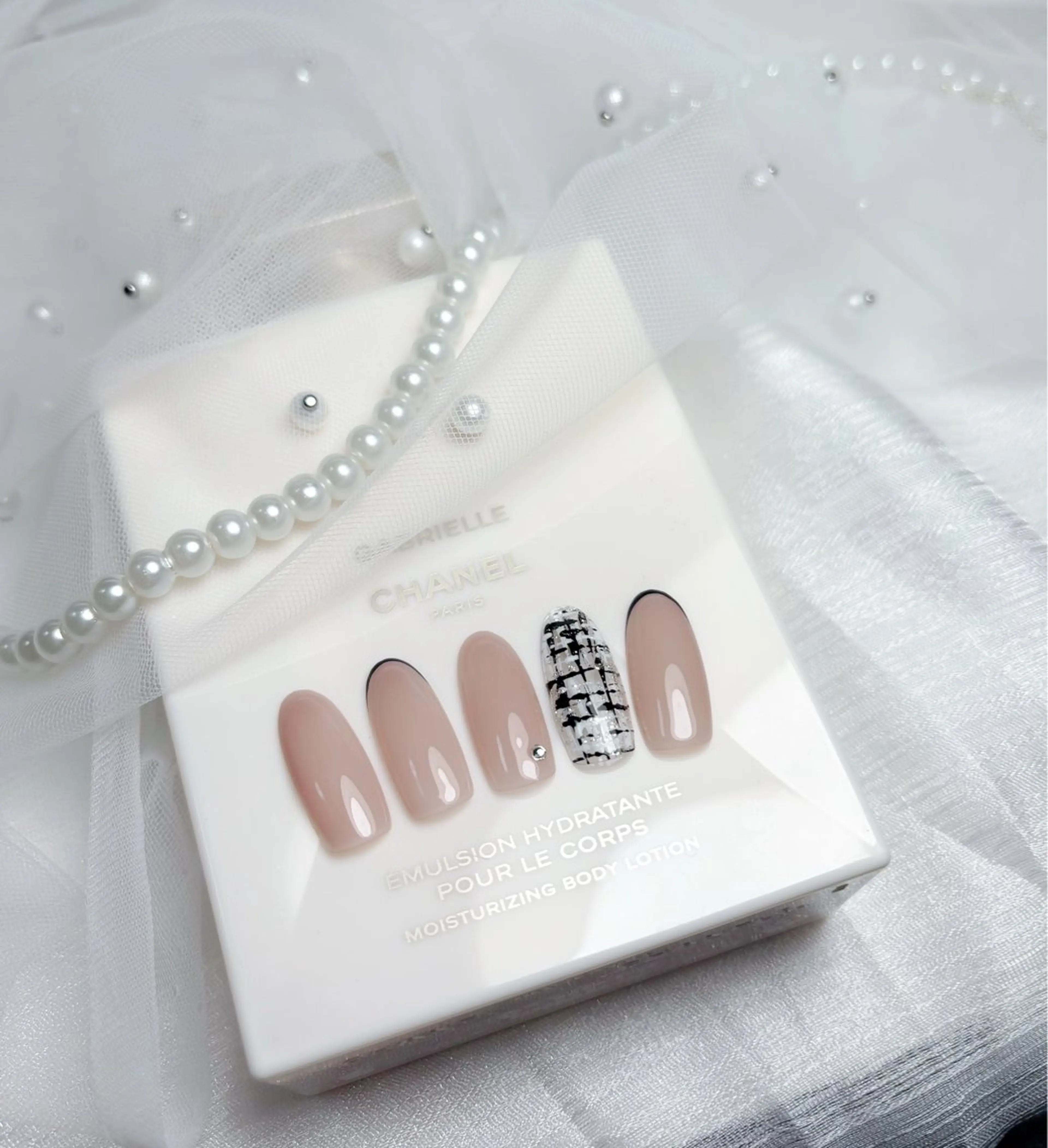 ネイル 美フォルム＆フィルインの専門店 salon W 銀座店【サロンダブリュー】所属・salon W✨ Rikoのネイルデザイン