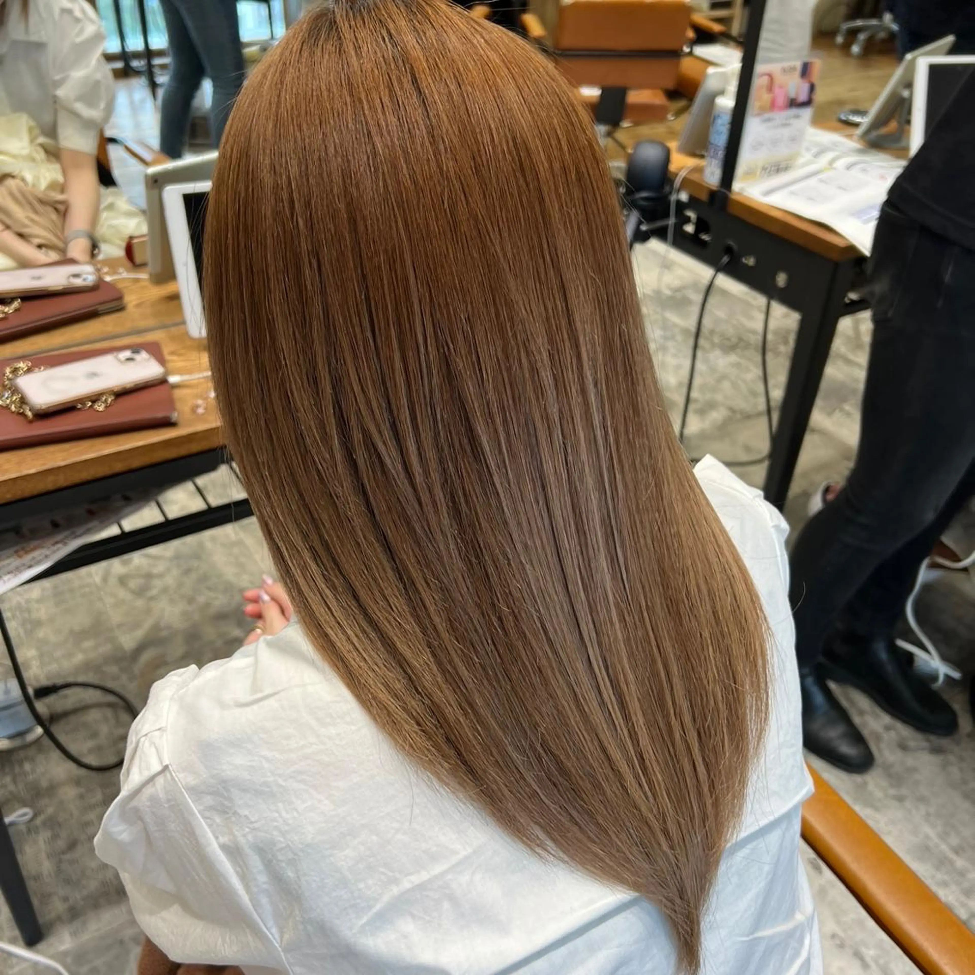 セミロング パーマ 💍新宿ショート 💍岩田莉奈のヘアスタイル