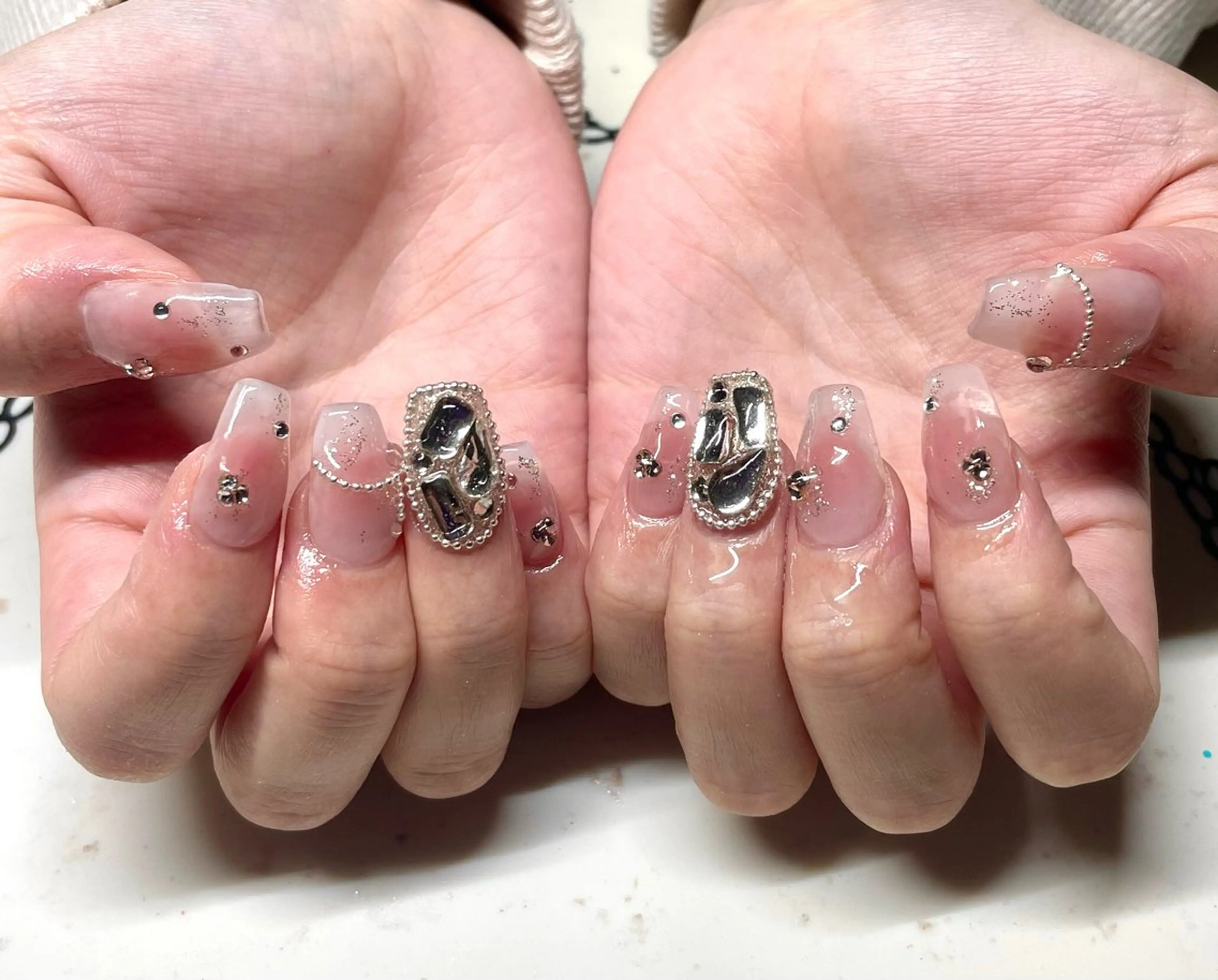 ネイル ハンドネイル nailsalon sugarr所属・nailist cocoのネイルデザイン