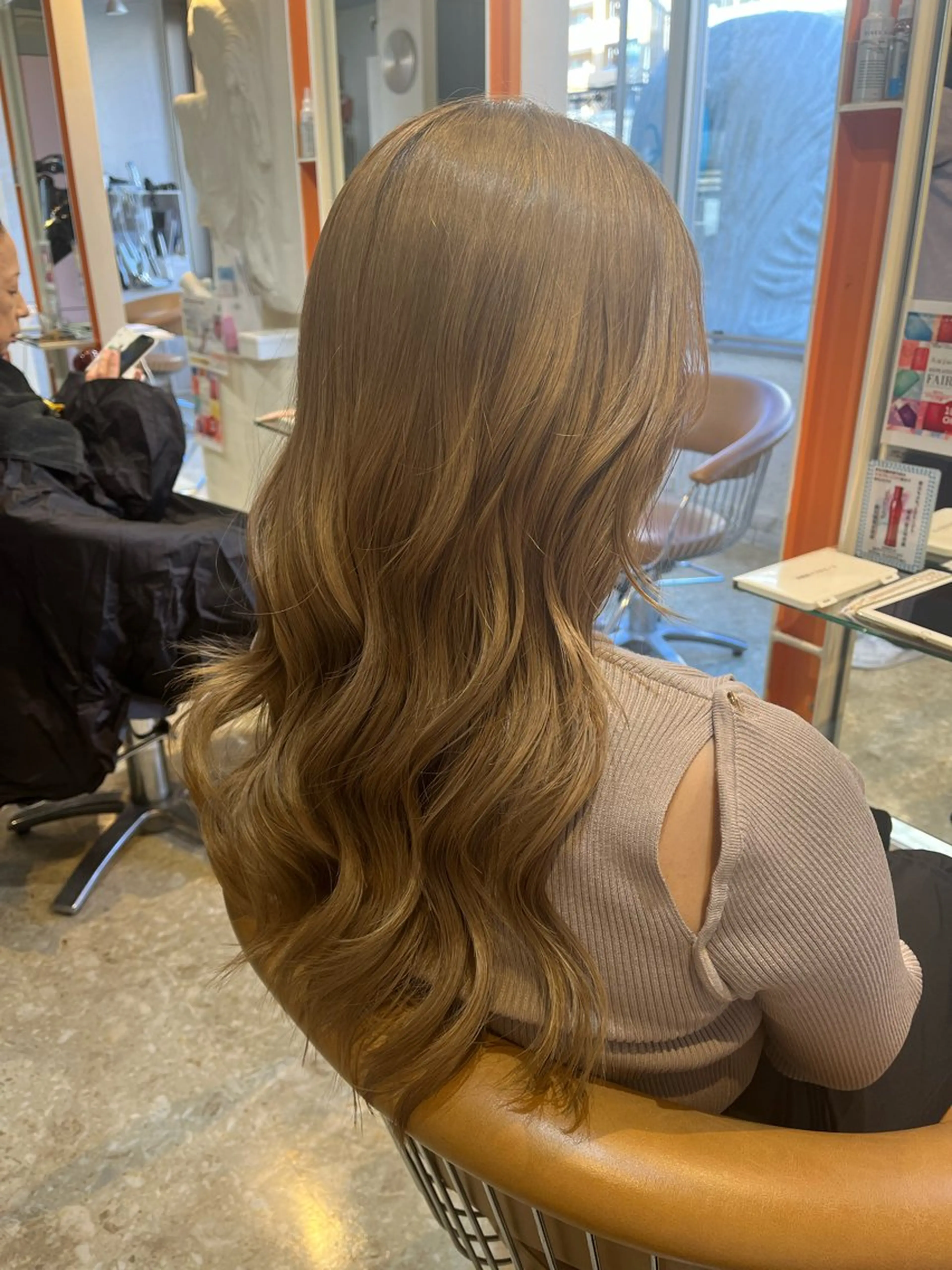 セミロング カット トリートメント うしだ かおるのヘアスタイル