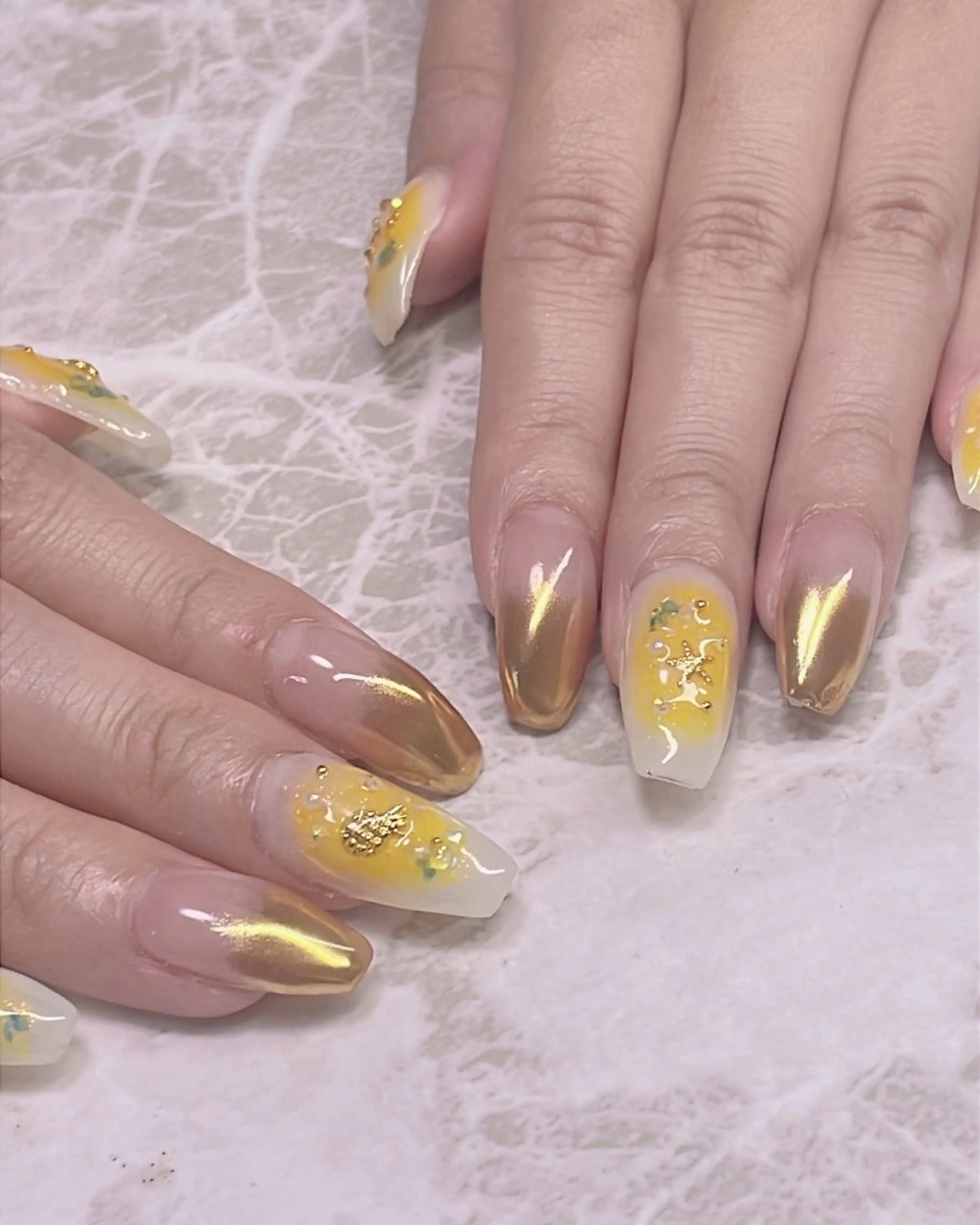 ネイル ハンドネイル 【LUCE】 maiのネイルデザイン