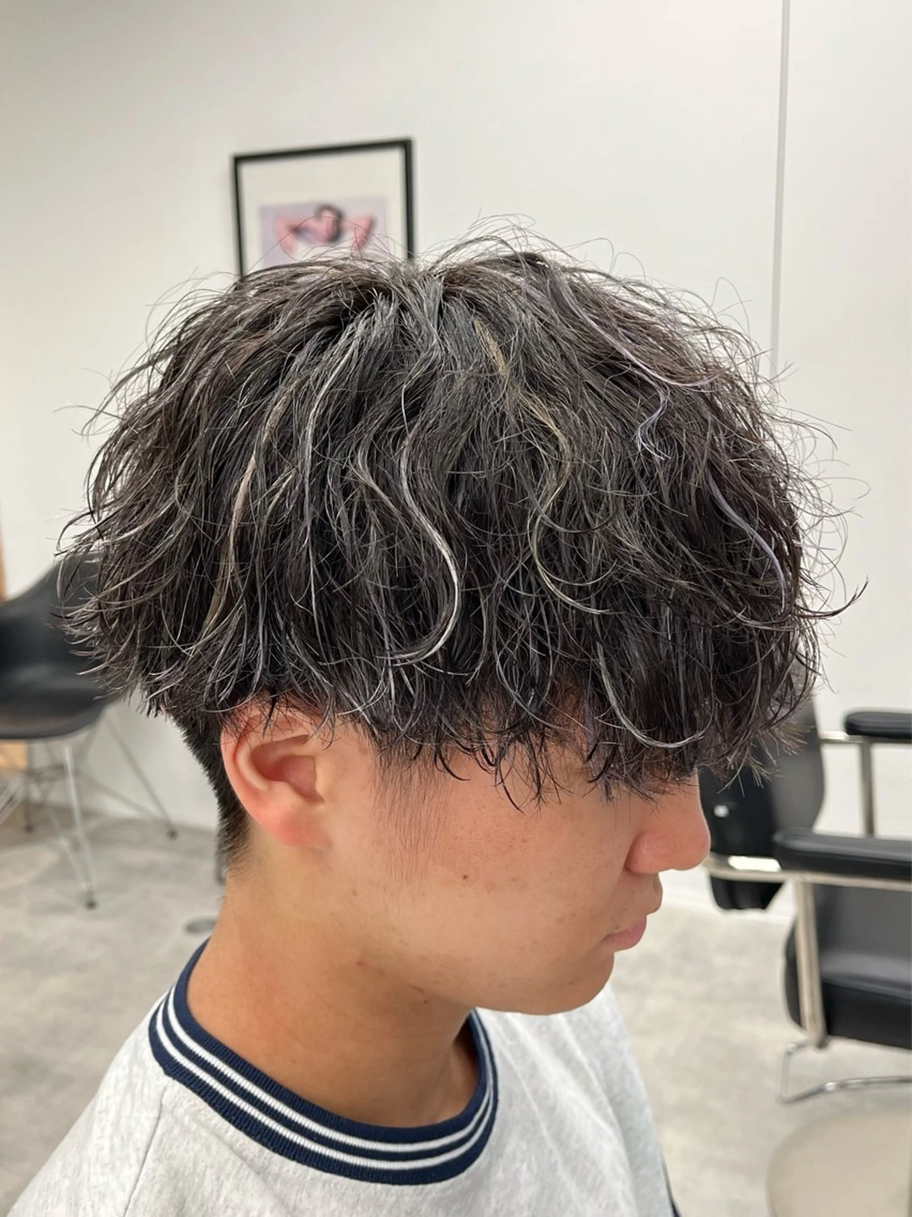 カット+ハイライトカラーの写真