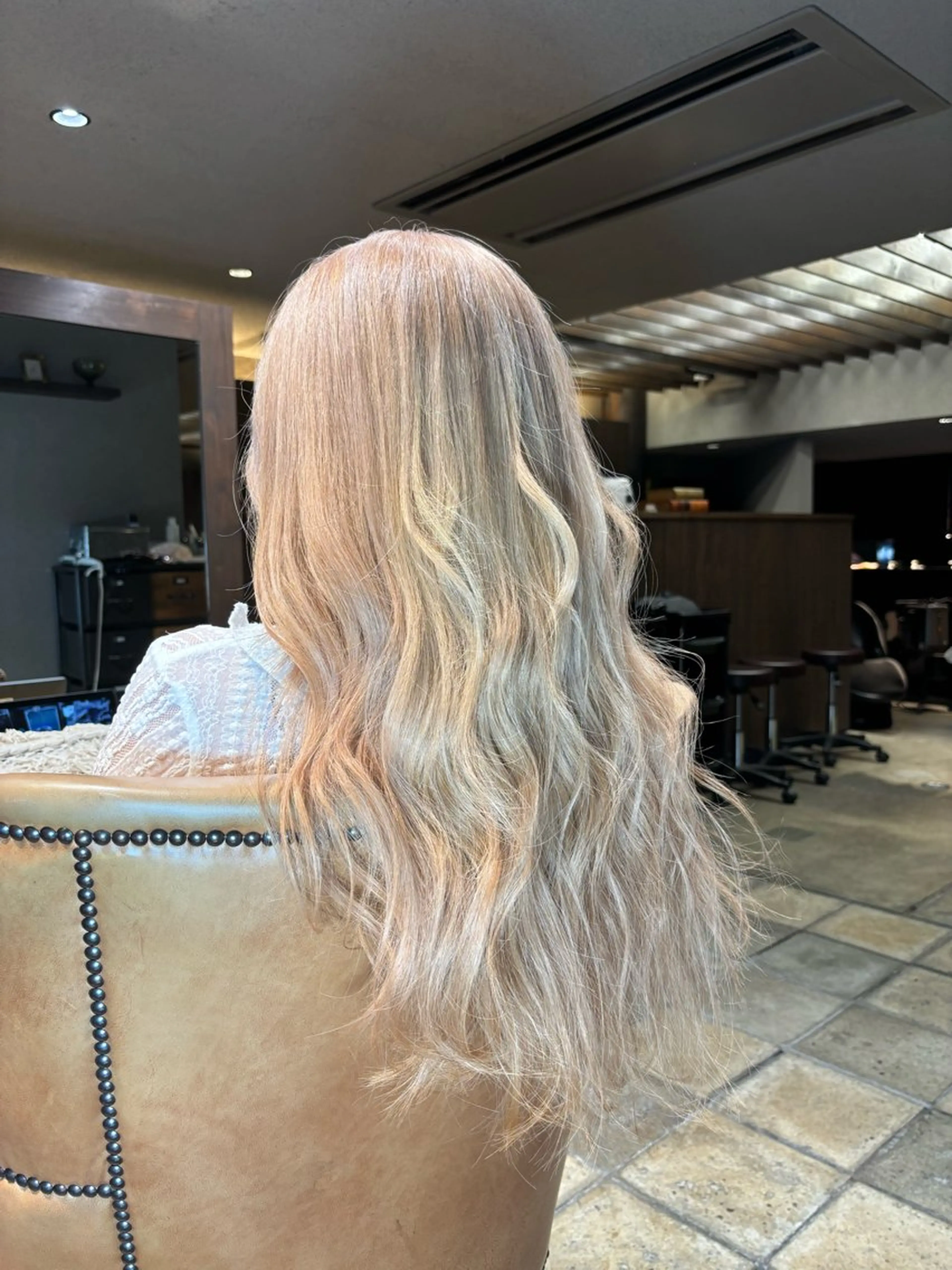 ロング カラー ブロンド 朝斗/ブリーチなし ・Wカラー・エクステのヘアスタイル