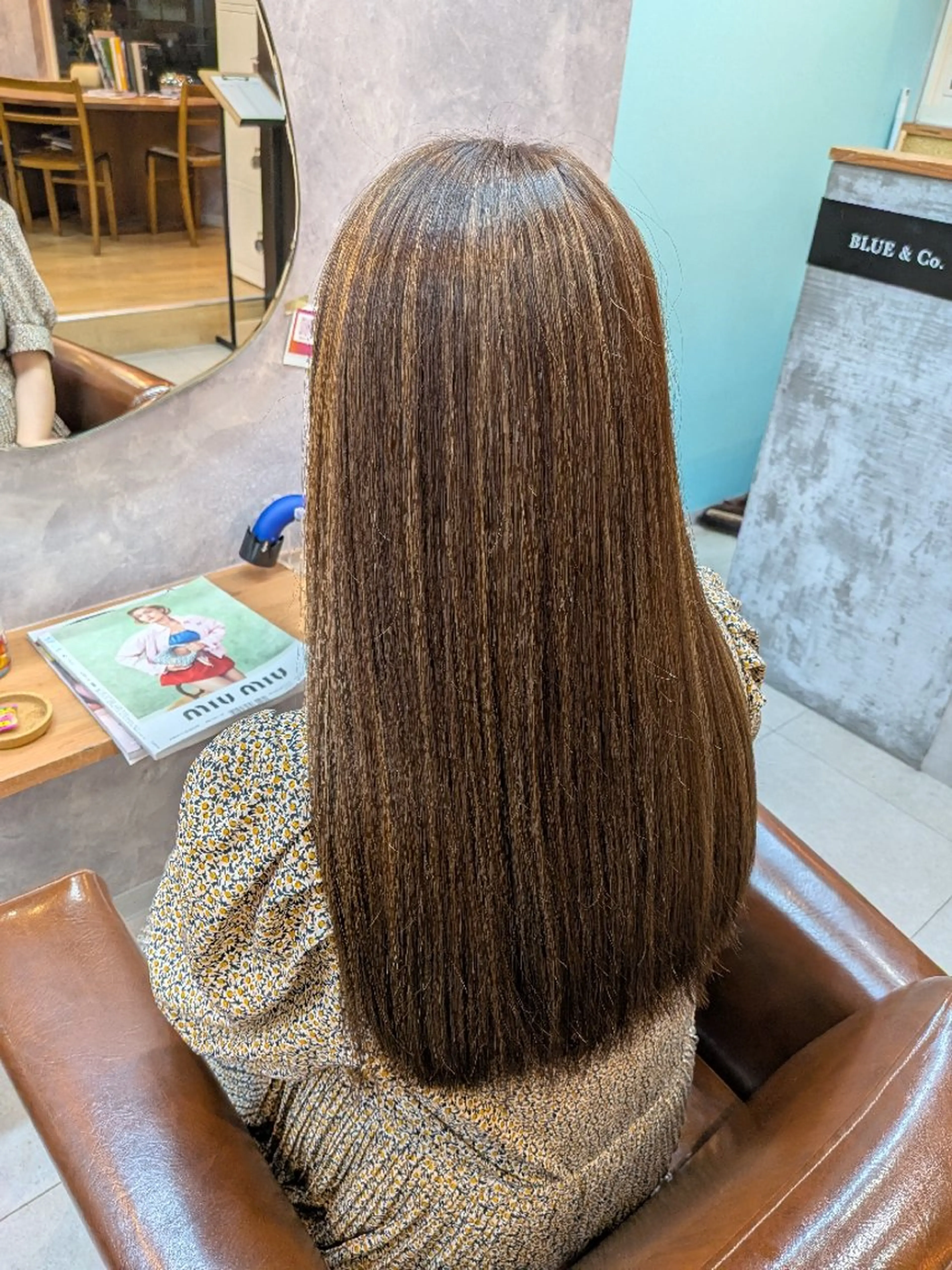 ロング ハイライト 西川 智葉のヘアスタイル