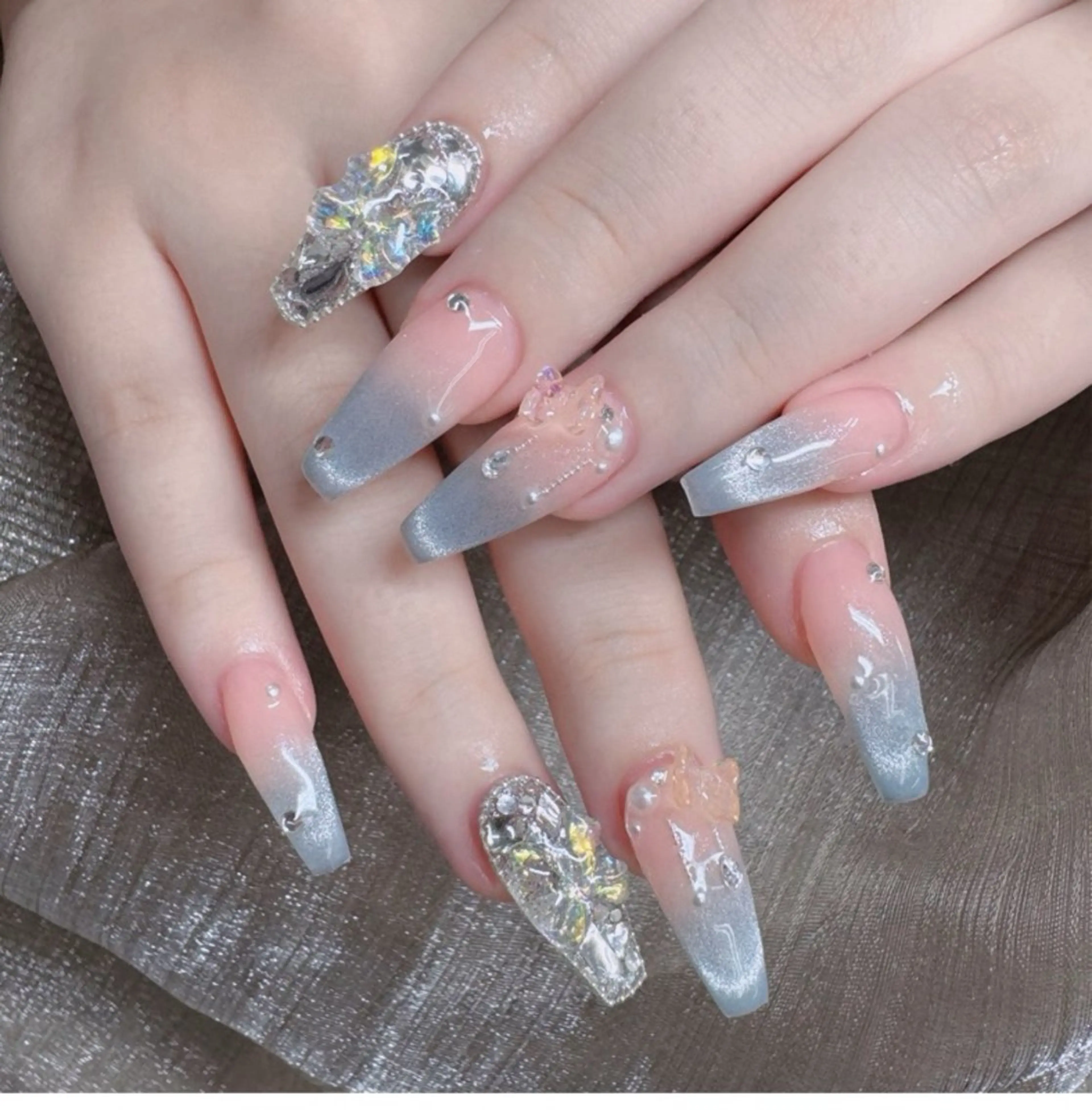 ネイル オーロラネイル チークネイル 長さ出し フットネイル フレンチネイル Lee Nails チップ長さだし専門店のネイルデザイン