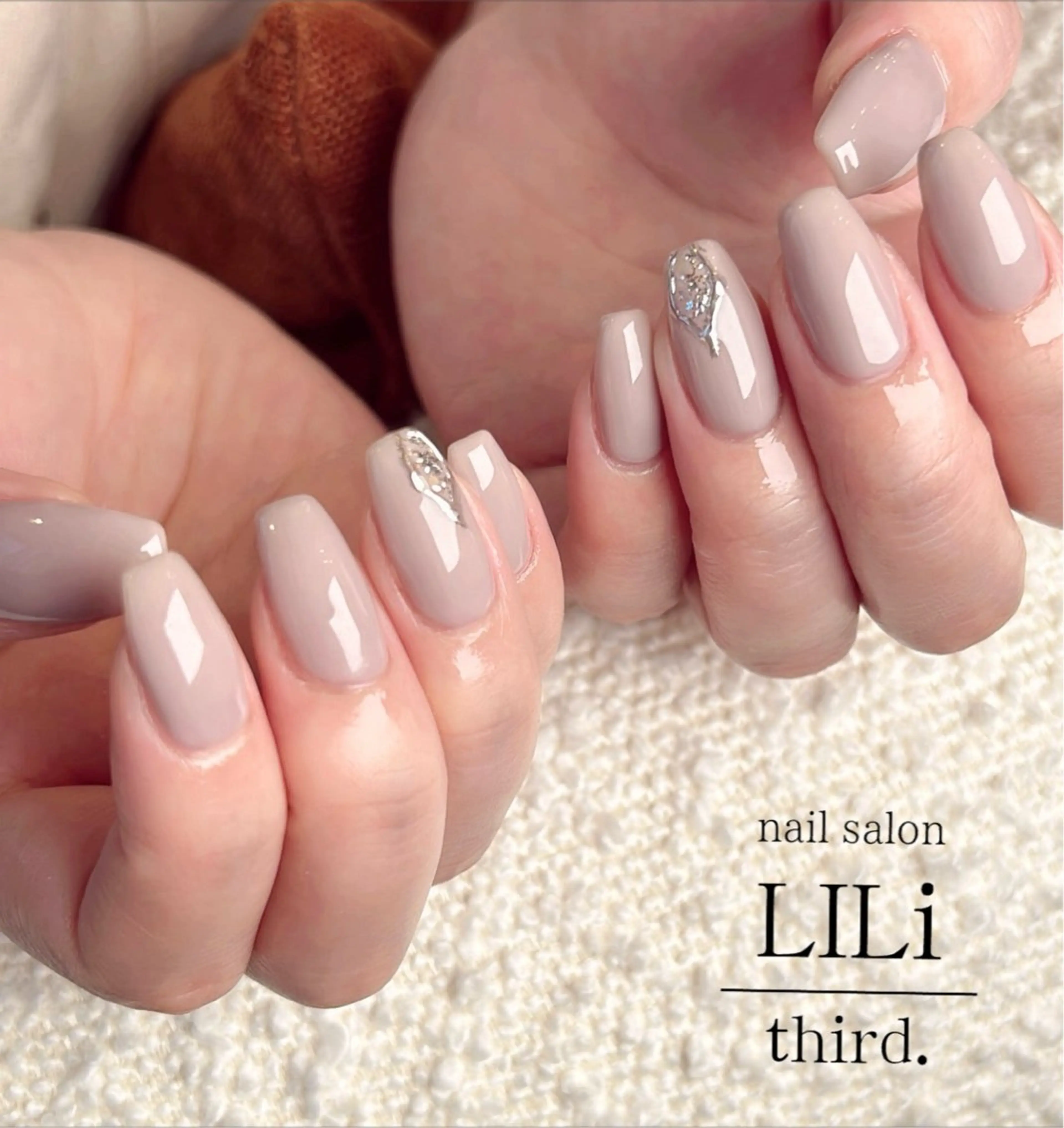 ネイル アートネイル ラメ(グリッター) ミラーネイル ニュアンスネイル オフィスネイル ハンドネイル nail salon LILi third.所属・Saya ᵕ̈*のネイルデザイン
