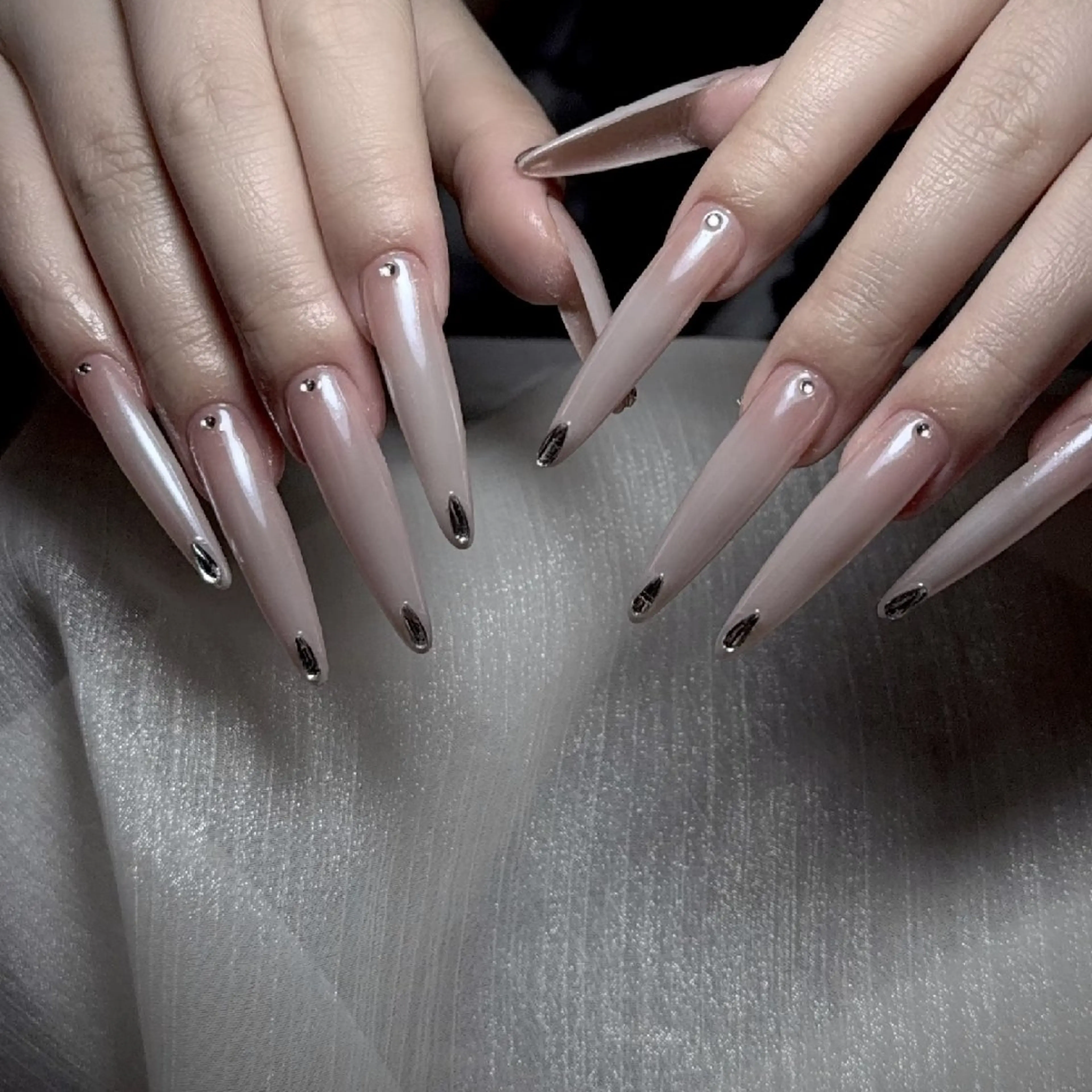 ネイル 鈴木 彩星のネイルデザイン