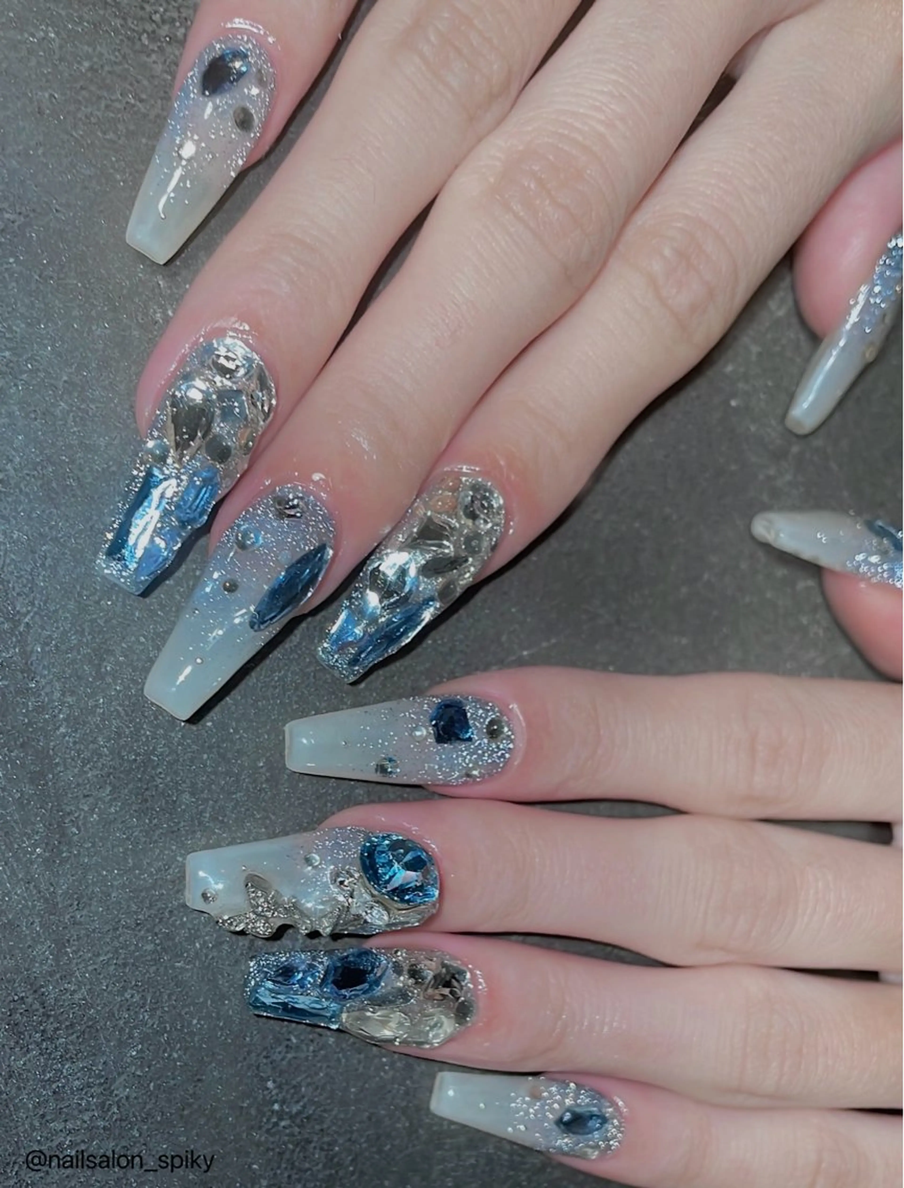 ネイル Spiky とうげ ふうかのネイルデザイン