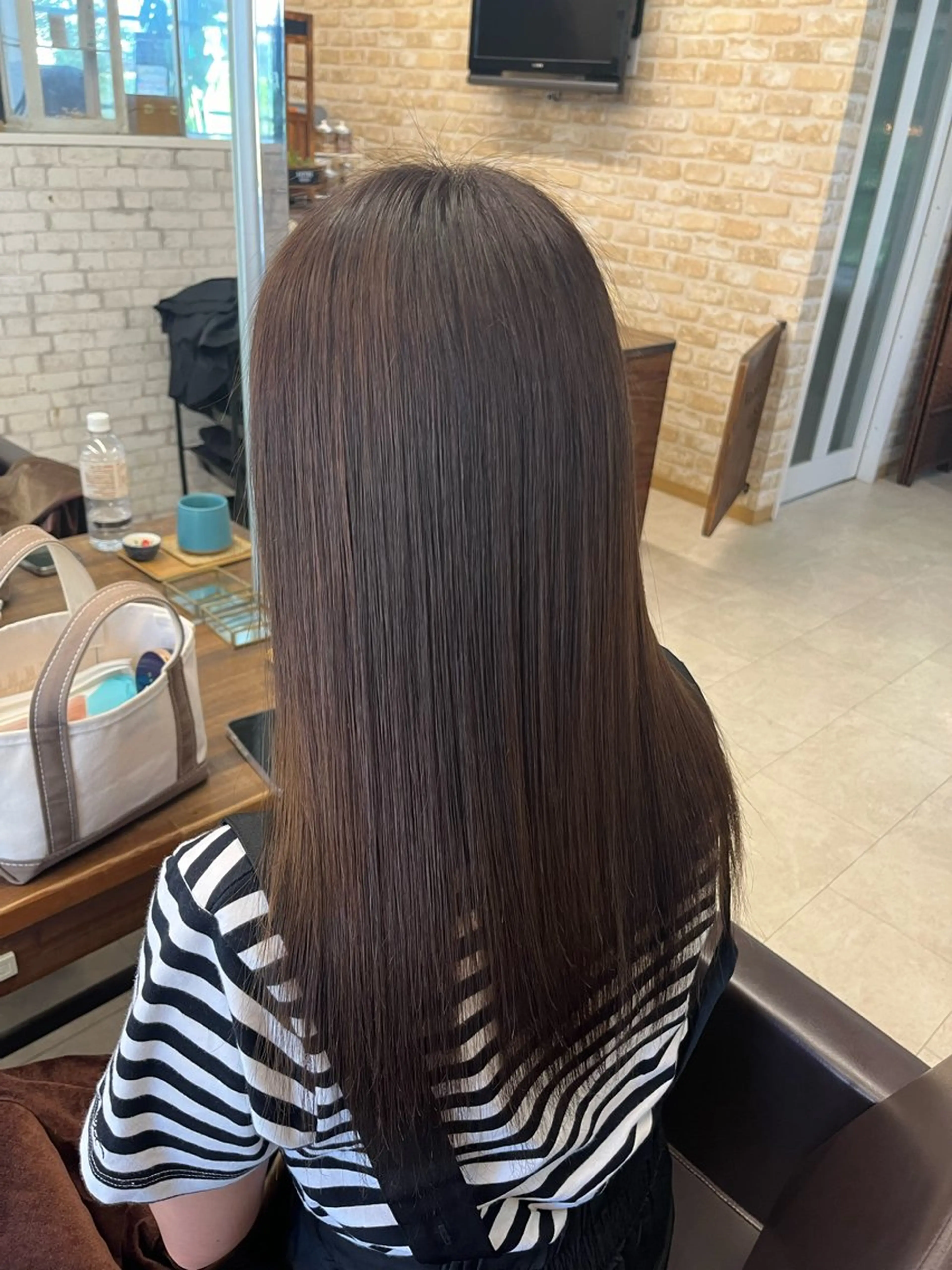 セミロング 縮毛矯正 骨格似合わせ/上品/ かわいい/かっこいいのヘアスタイル