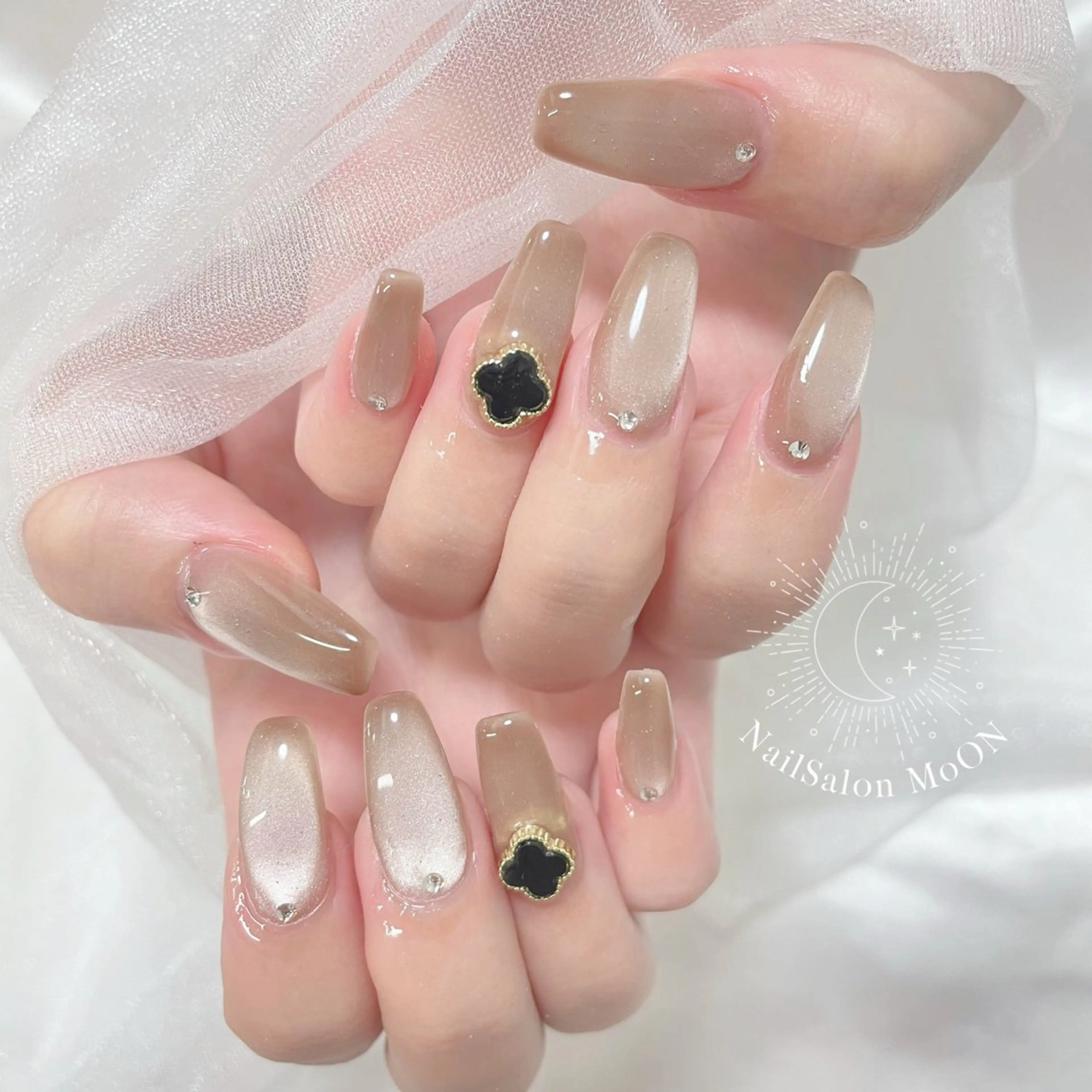 ネイル マグネットネイル MoON...❤︎ MeGuのネイルデザイン