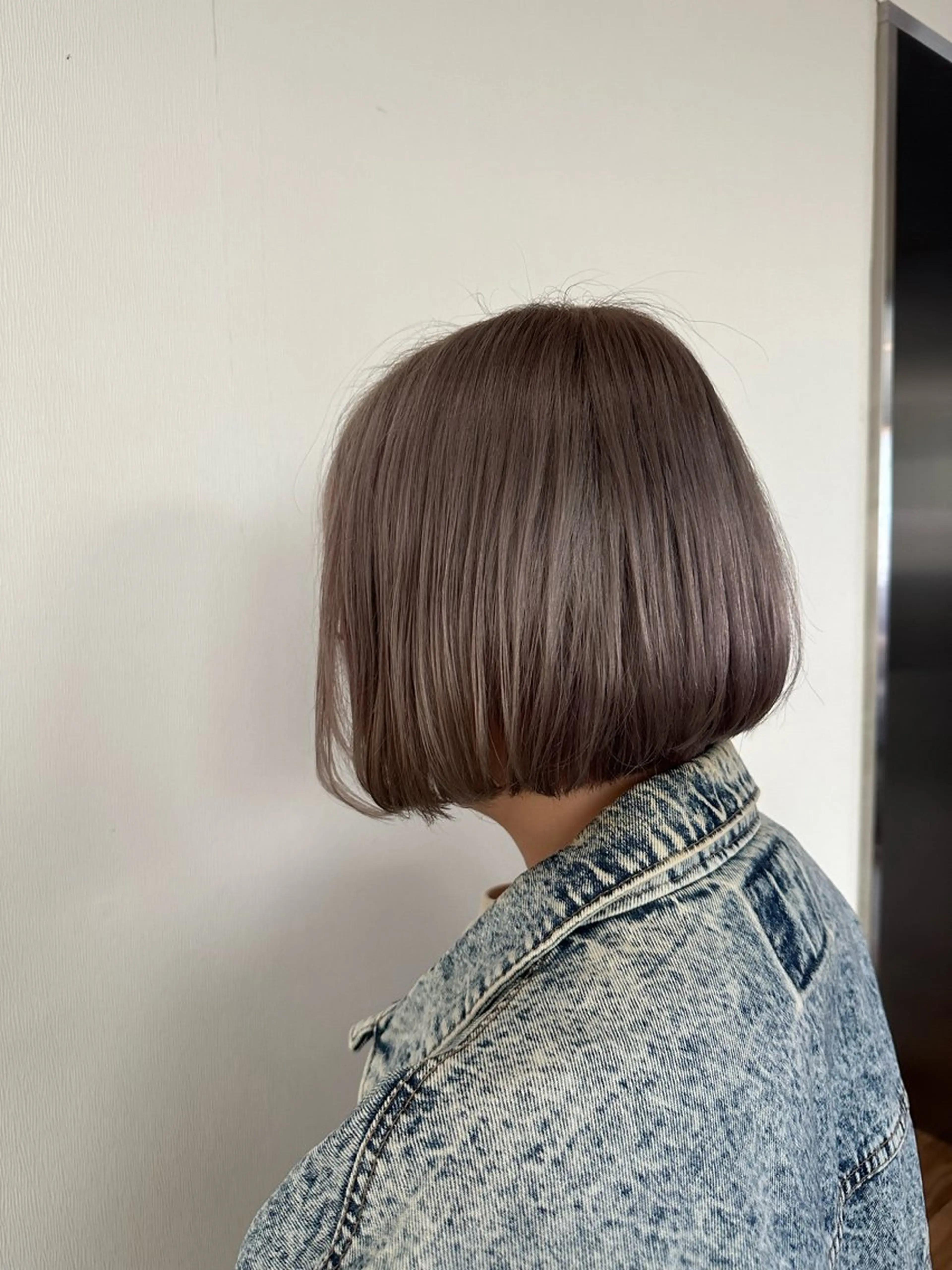 ショート カラー ブリーチ ピンクカラー ホワイトピンク 相澤 茉澄のマツエク・マツパデザイン