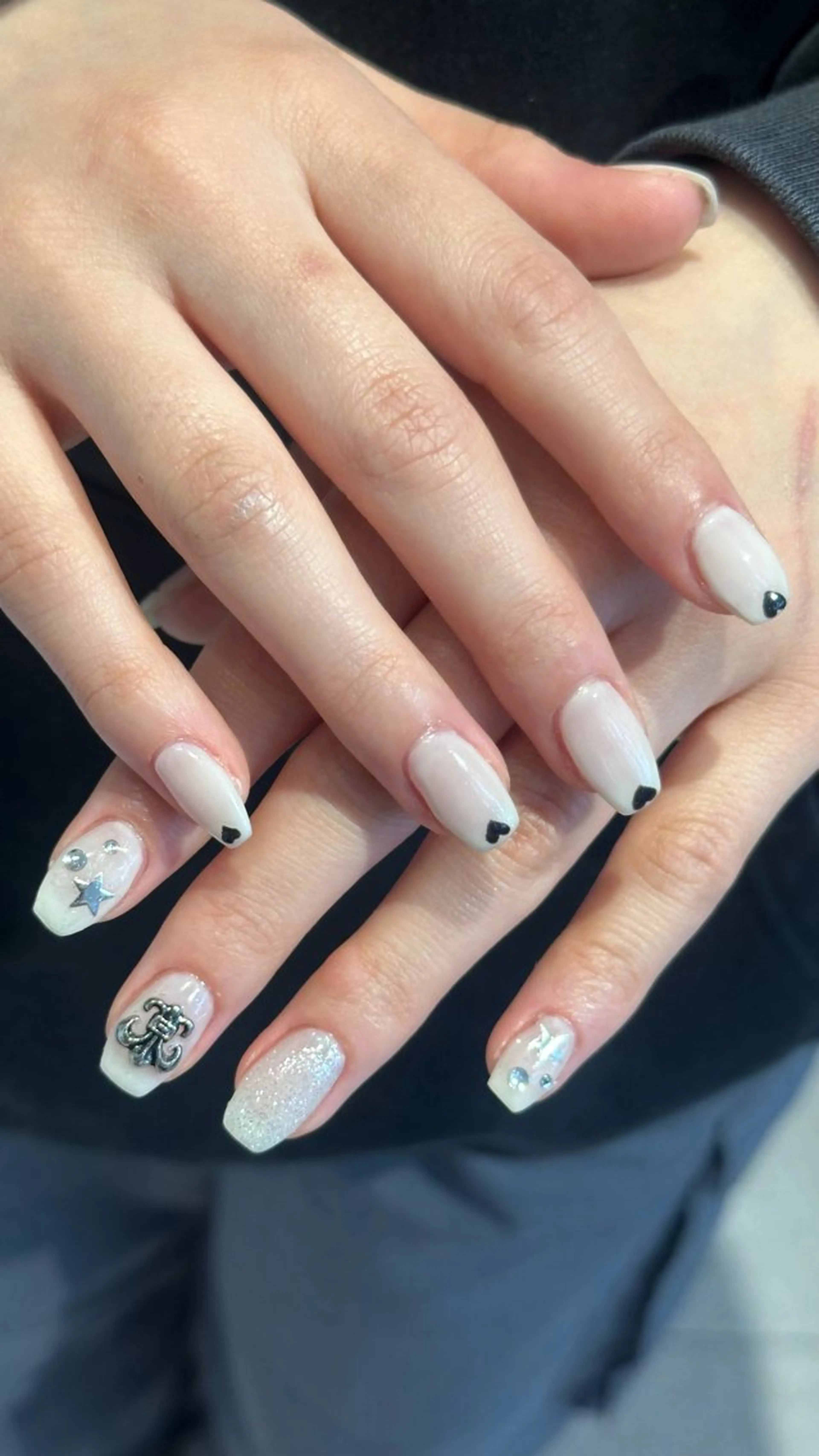 ネイル ハンドネイル 🎀韓国レイヤー特化 🎀ベージュ/ミクのヘアスタイル