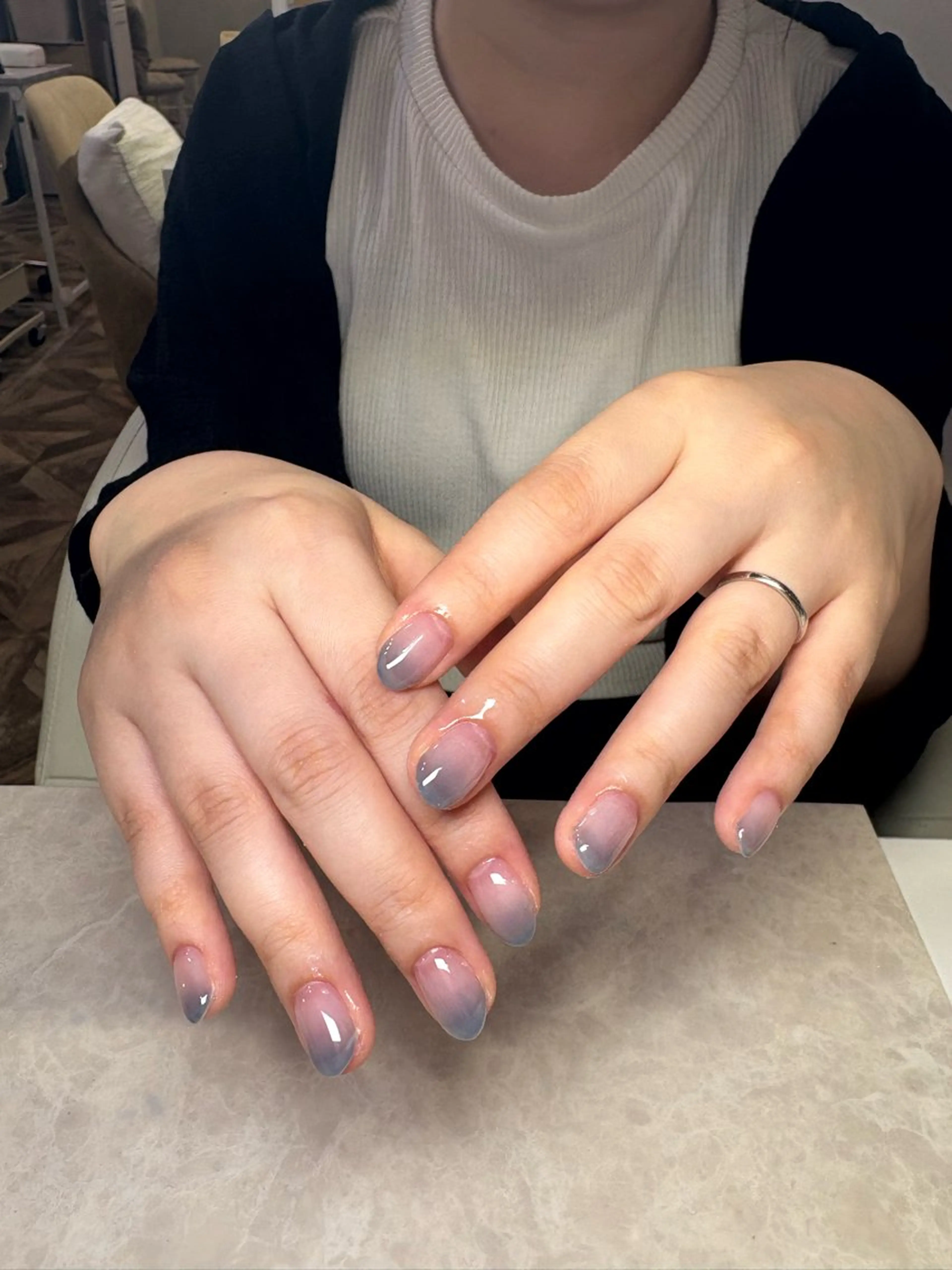 ネイル 三輪 彩美春のネイルデザイン