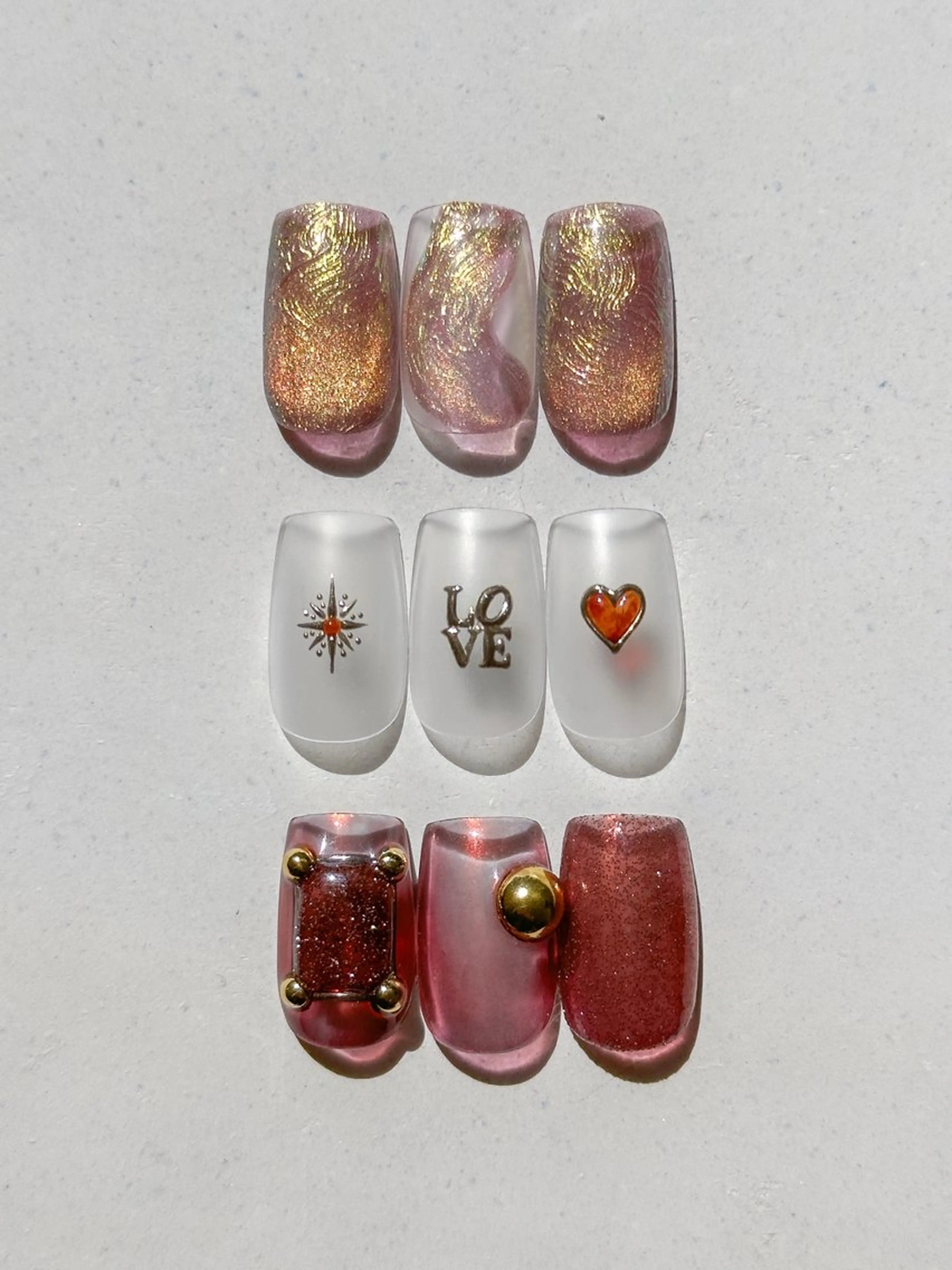 ネイル アートネイル マグネットネイル ミラーネイル SUNNY BAE. 🌼MIZUKIのネイルデザイン