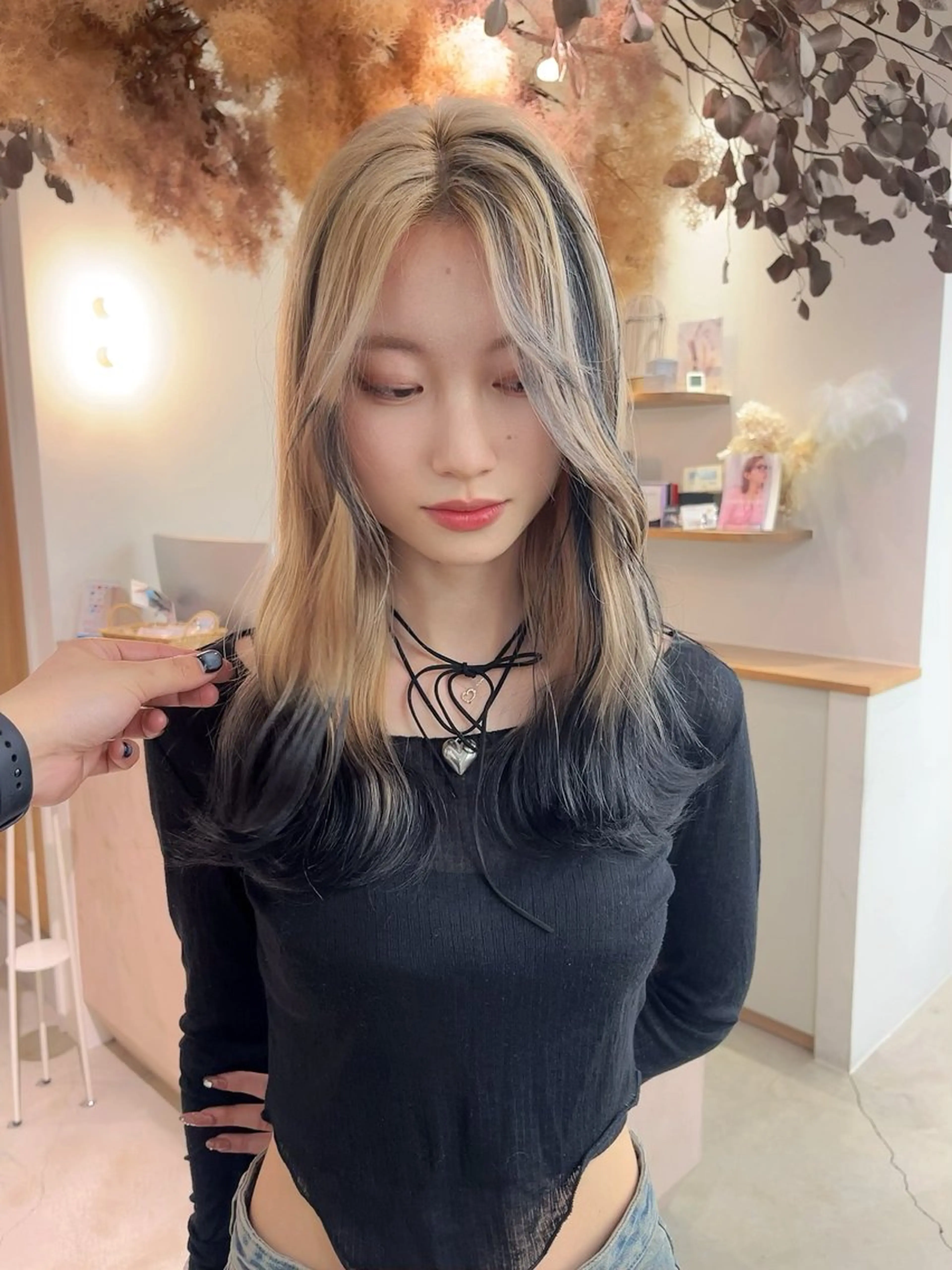 ロング トリートメント vince gio所属・小田 輝太郎/ブリーチのヘアスタイル