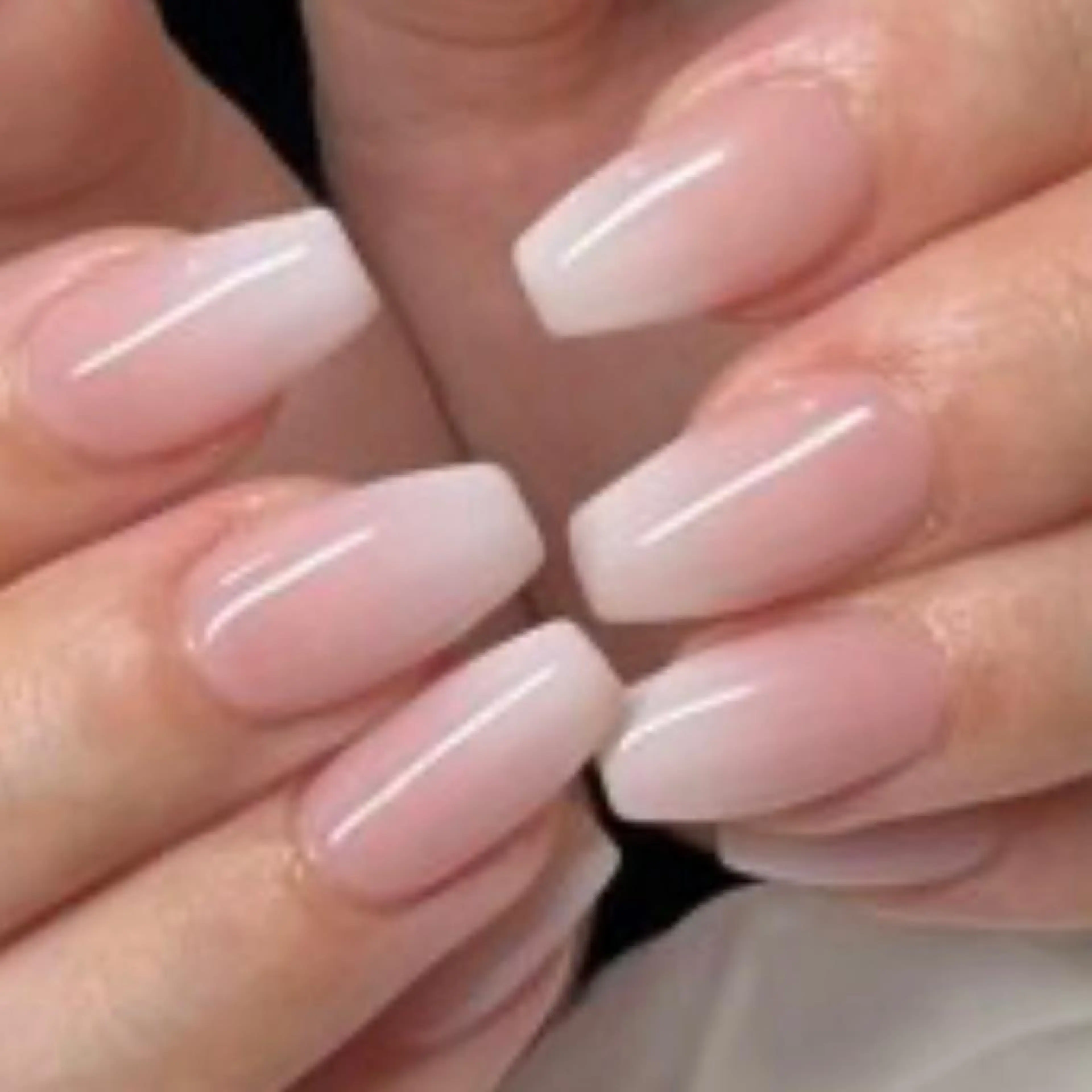 ネイル elu しみずのネイルデザイン