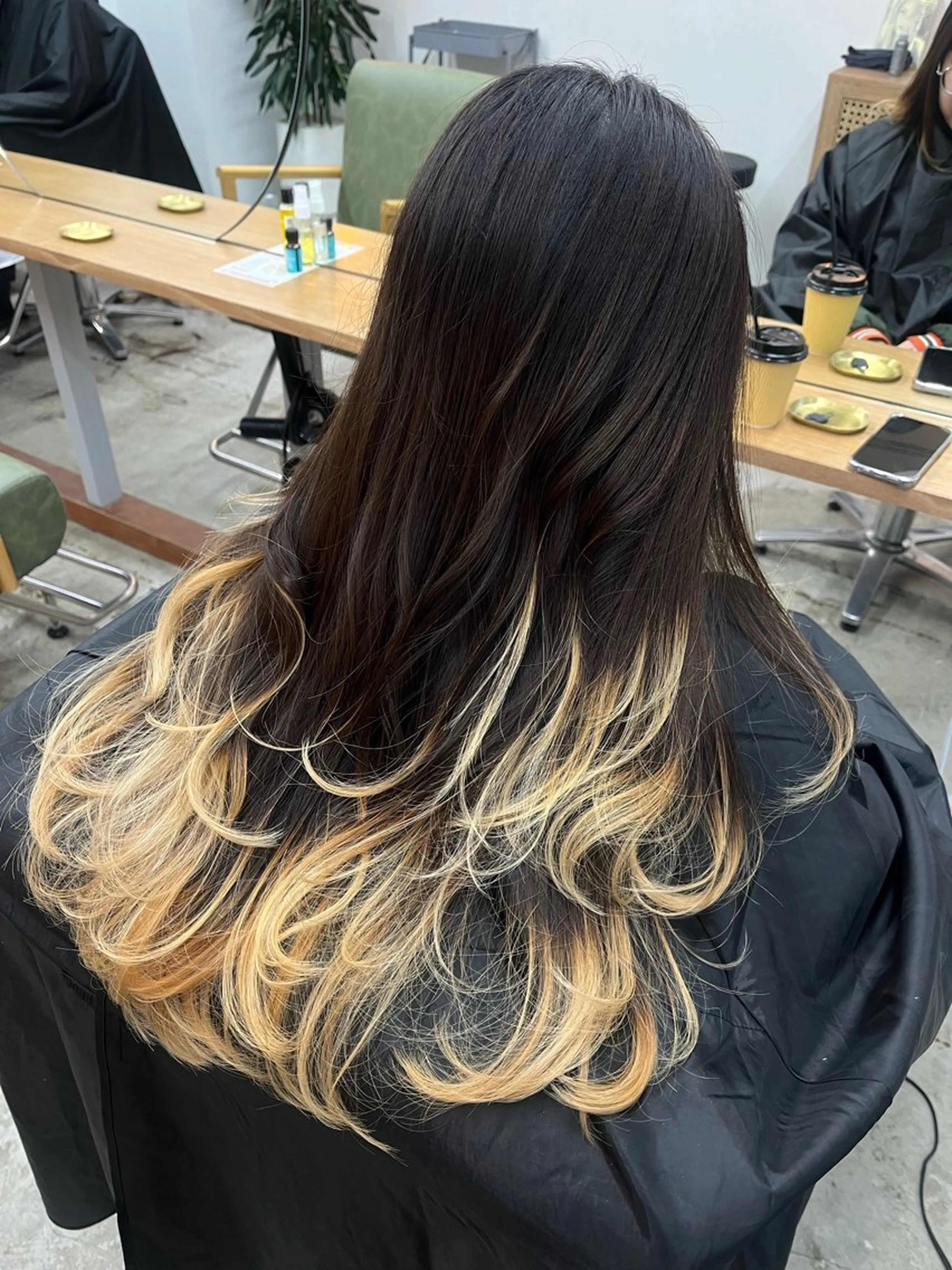 ロング カラー カット ヘアカラー トリートメント ハイトーン/心斎橋/ honomiのヘアスタイル