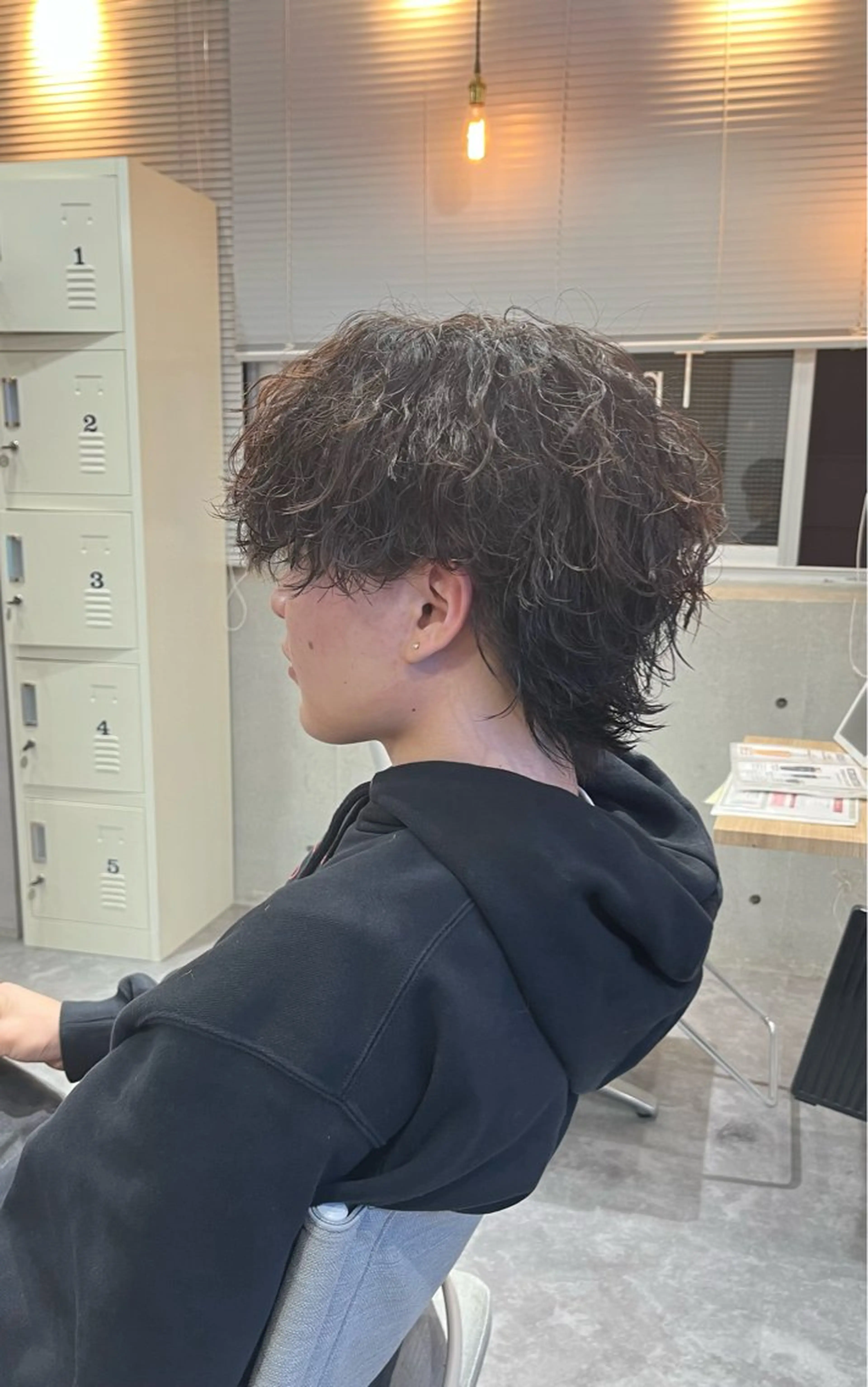 パーマ メンズ マッシュ 波巻きパーマ メンズウルフカット ウルフカット メンズ特化美容師 /泉壱恵のヘアスタイル