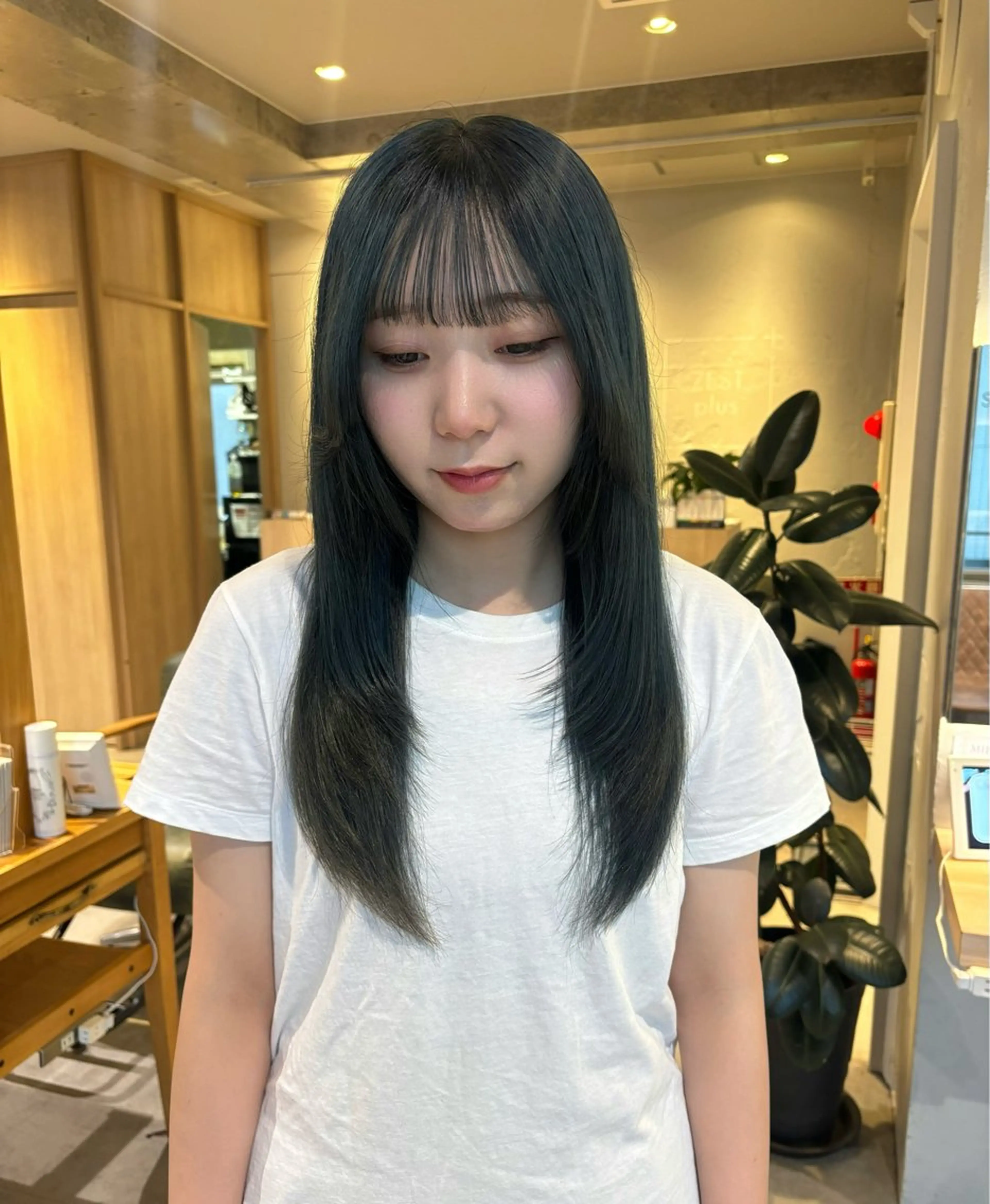 ロング レイヤーカット カット りあの🎀 /暖色カラー🍒のヘアスタイル