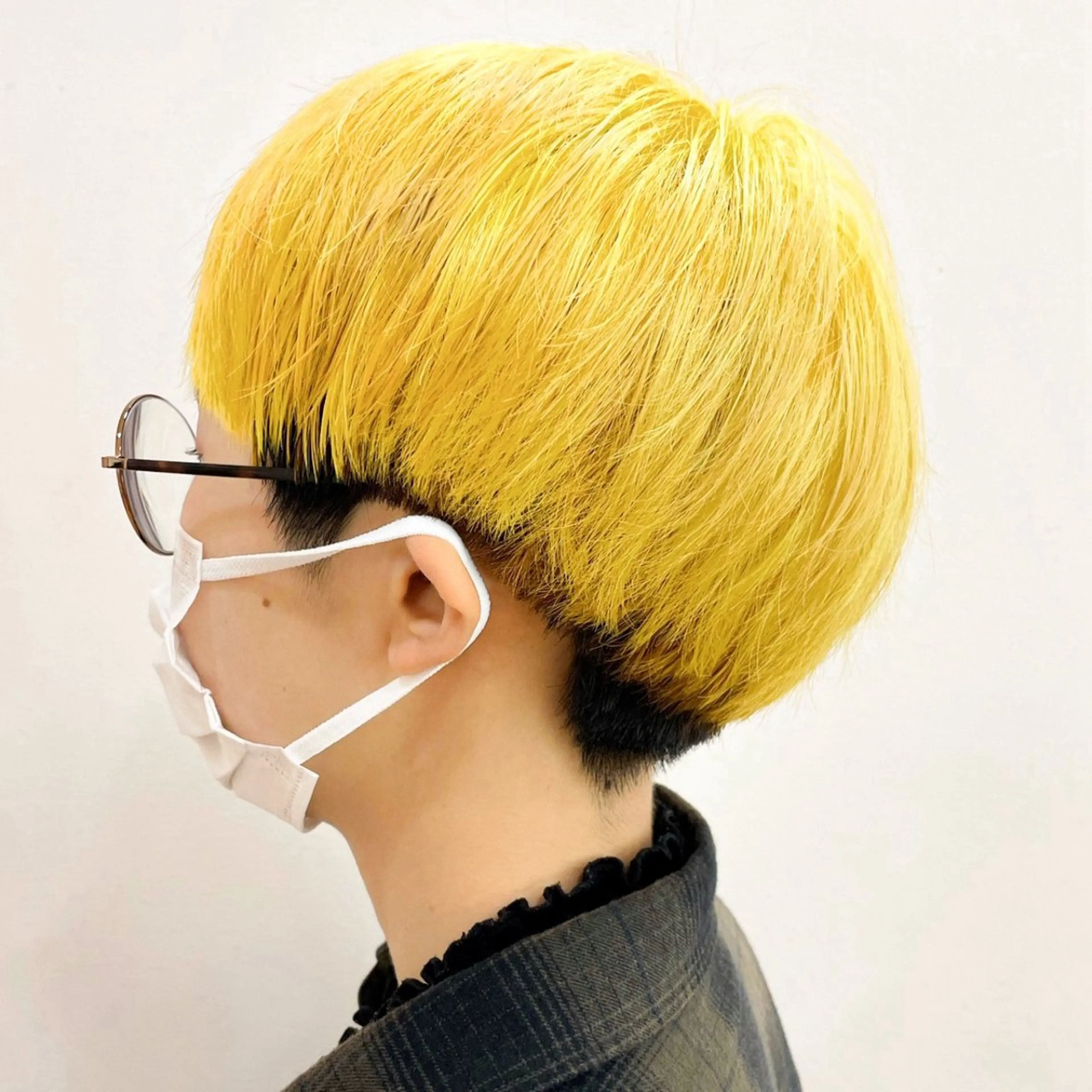 ショート カラー ブリーチ ケアブリーチ イエローカラー ヘアカラー デザインカラー/ 推しの配色 肥後のヘアスタイル