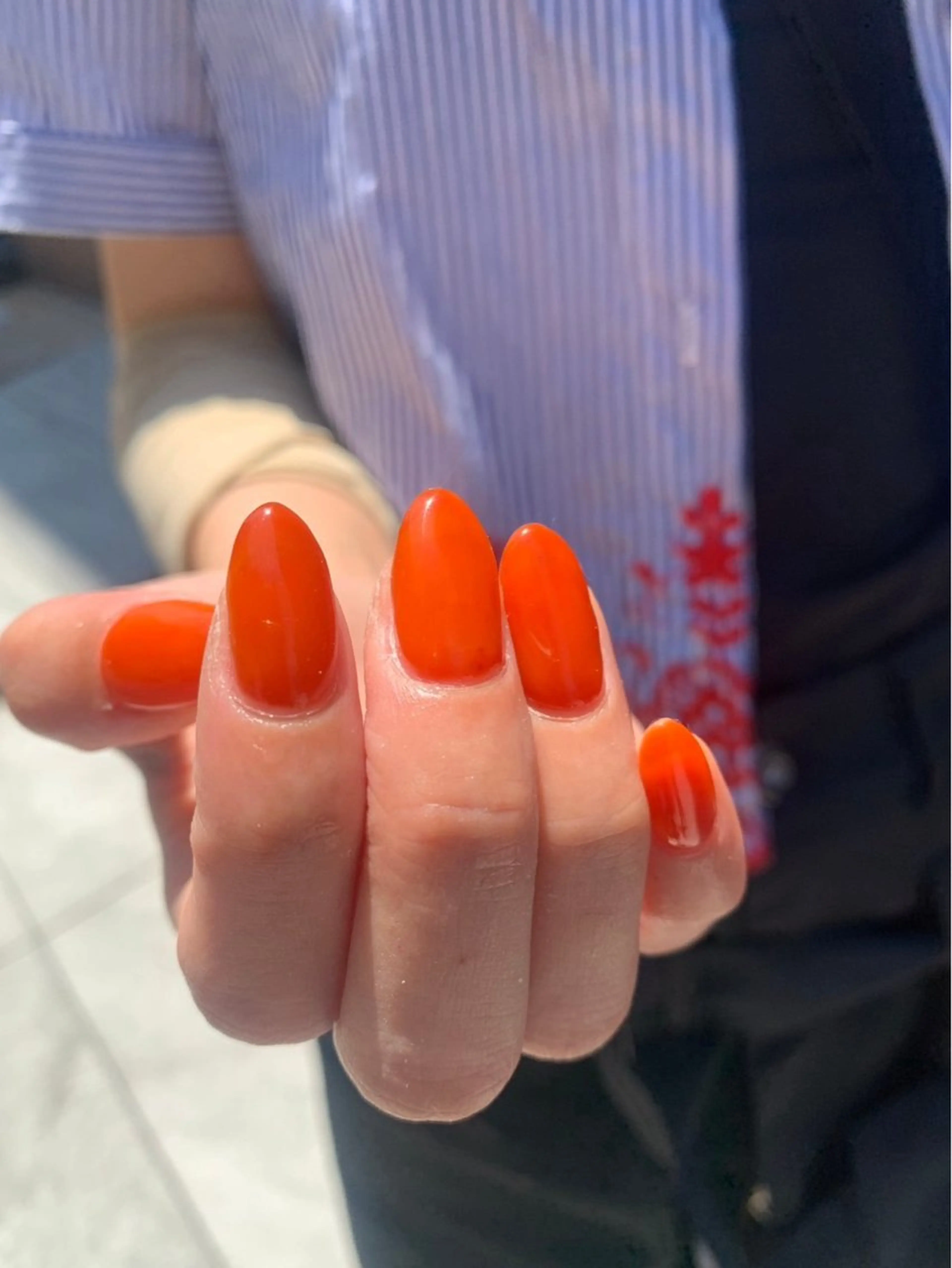 ネイル ワンカラーネイル オレンジ シンプルネイル Yuni.所属・sakae yurinaのネイルデザイン