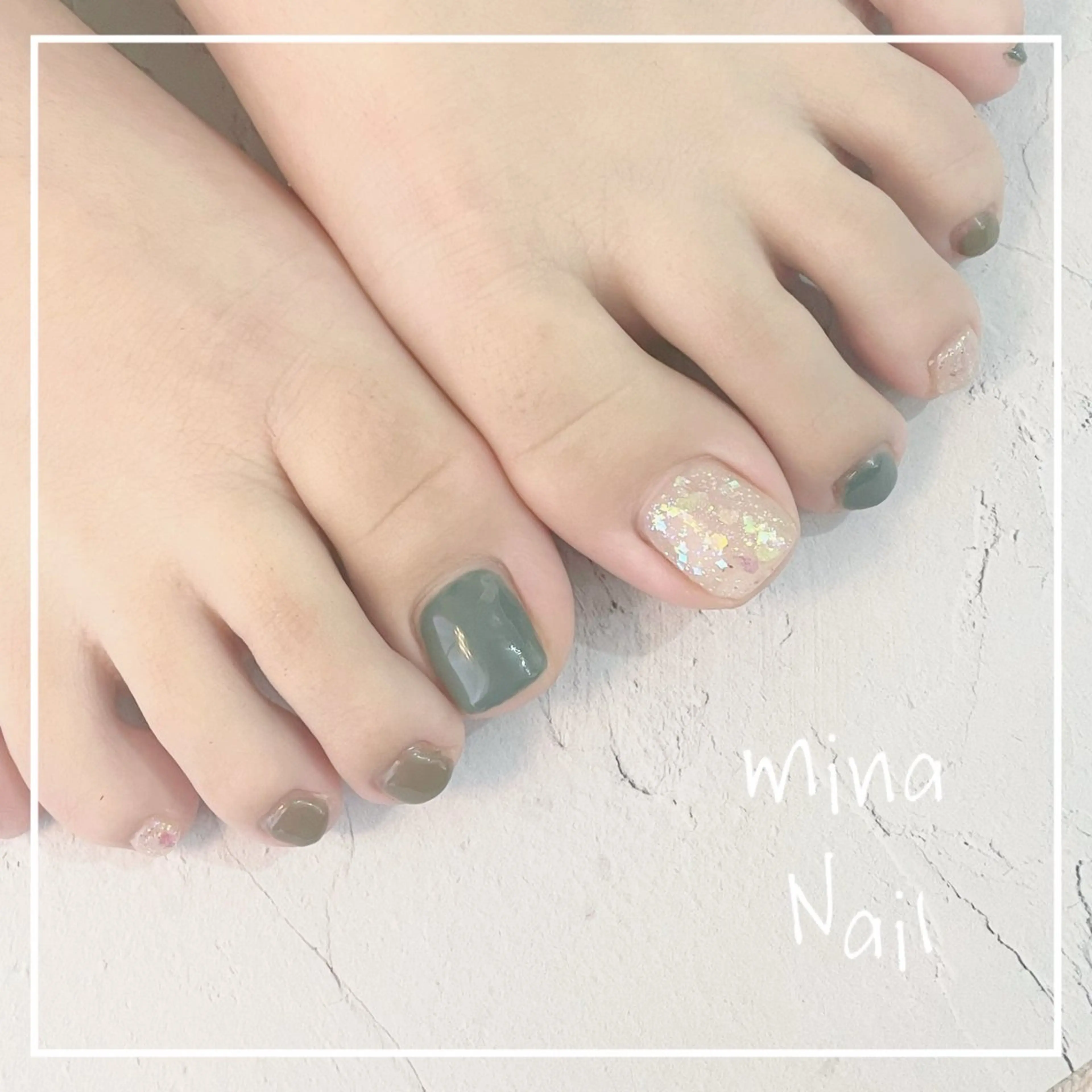 ネイル ホログラムネイル ワンカラーネイル mina Nailのネイルデザイン