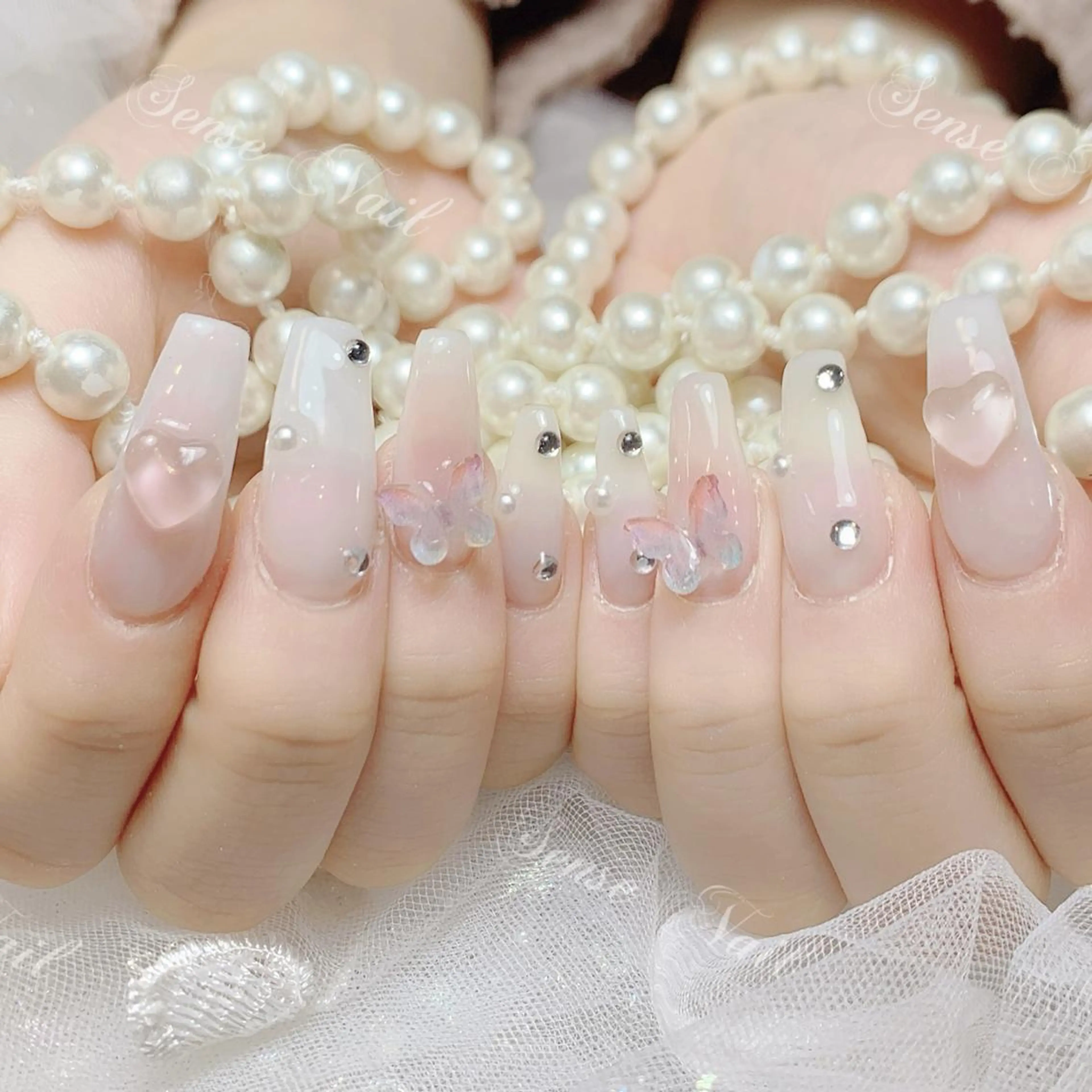 ネイル ハンドネイル ハンドケア ナユキNA.YUKI 新宿店のネイルデザイン