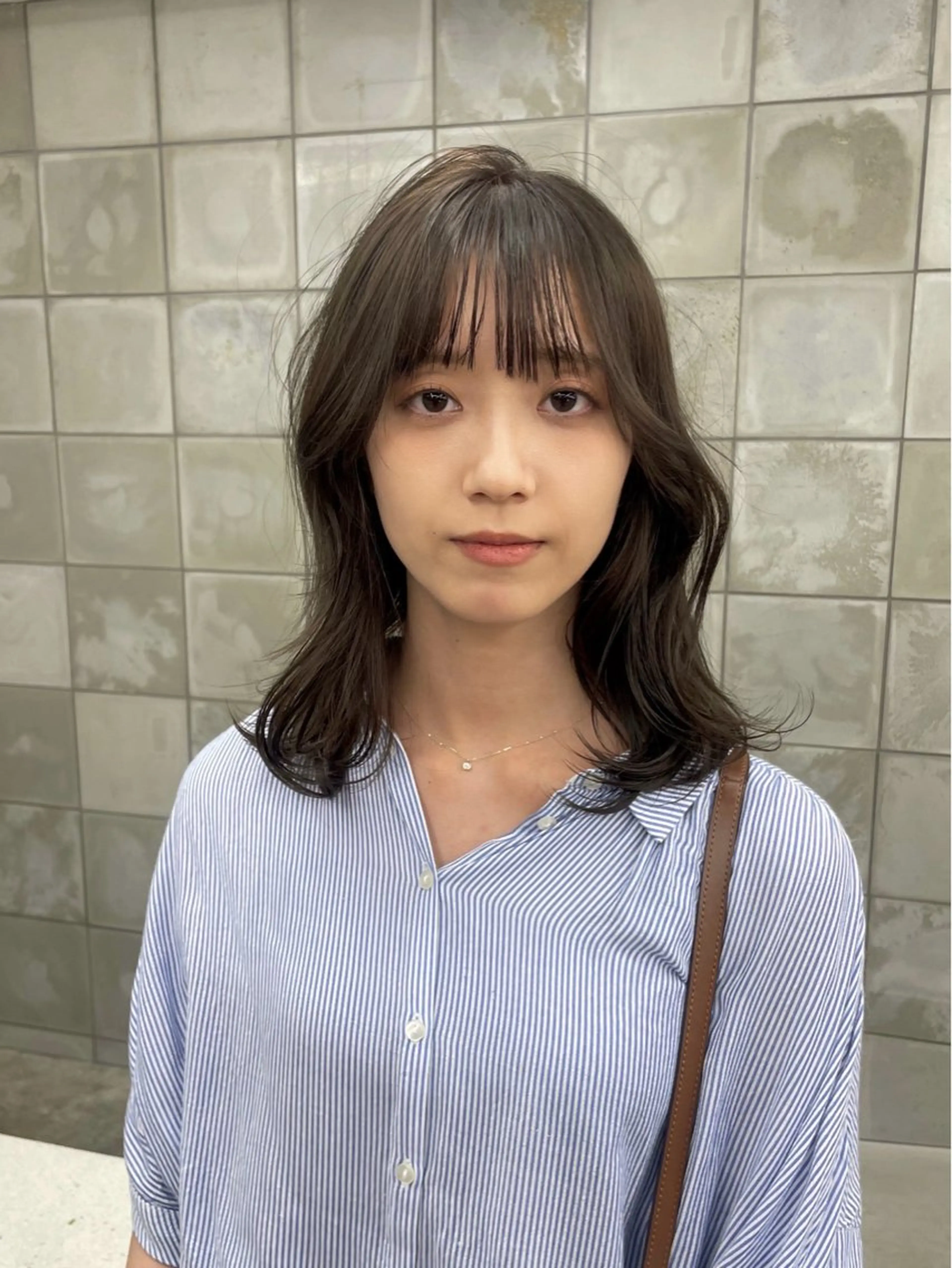 ミディアム カラー ベージュカラー 透明感カラー オリーブベージュ ! Mireiのヘアスタイル