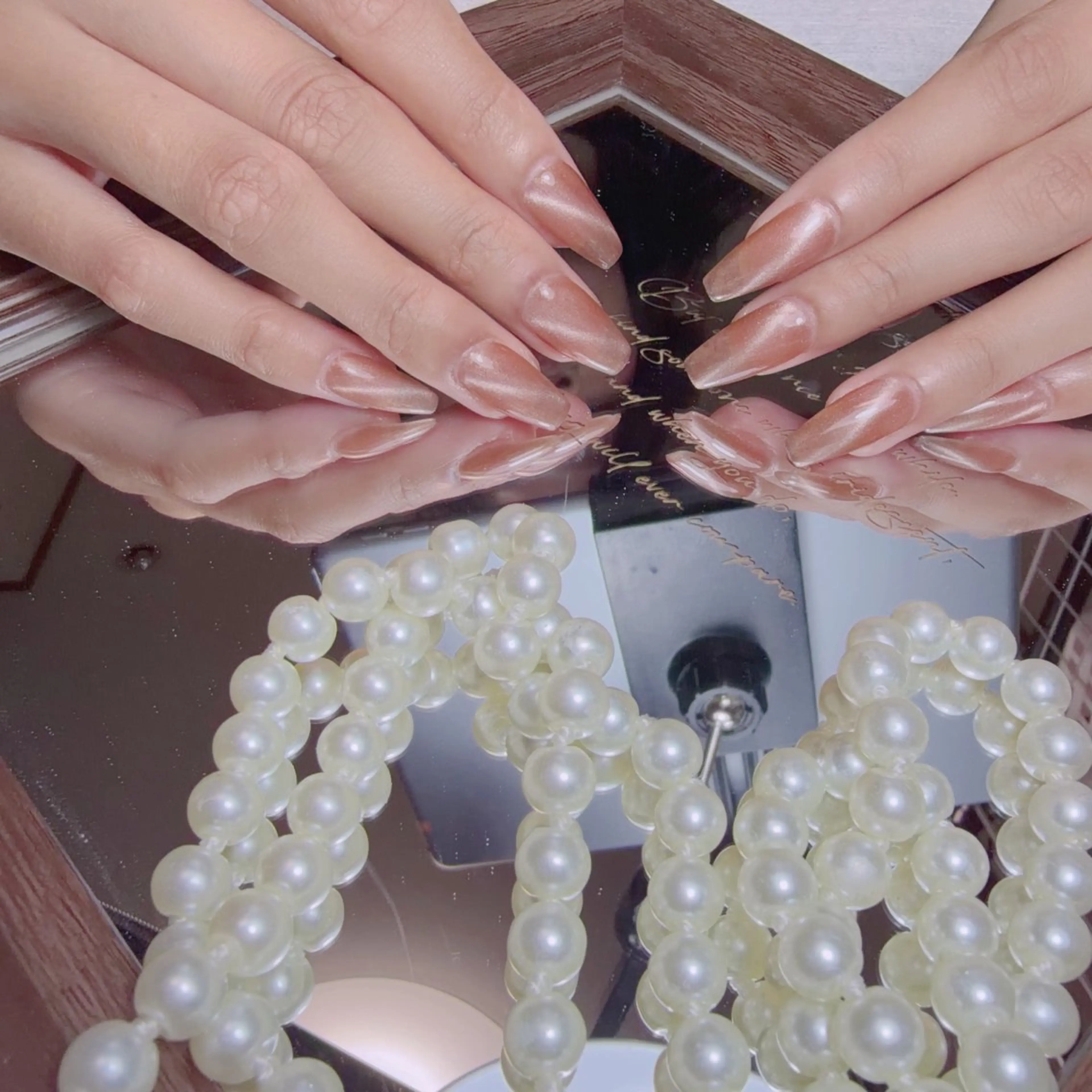 ネイル bubu nail salon所属・BuBu Nail渋谷桜ヶ丘のネイルデザイン