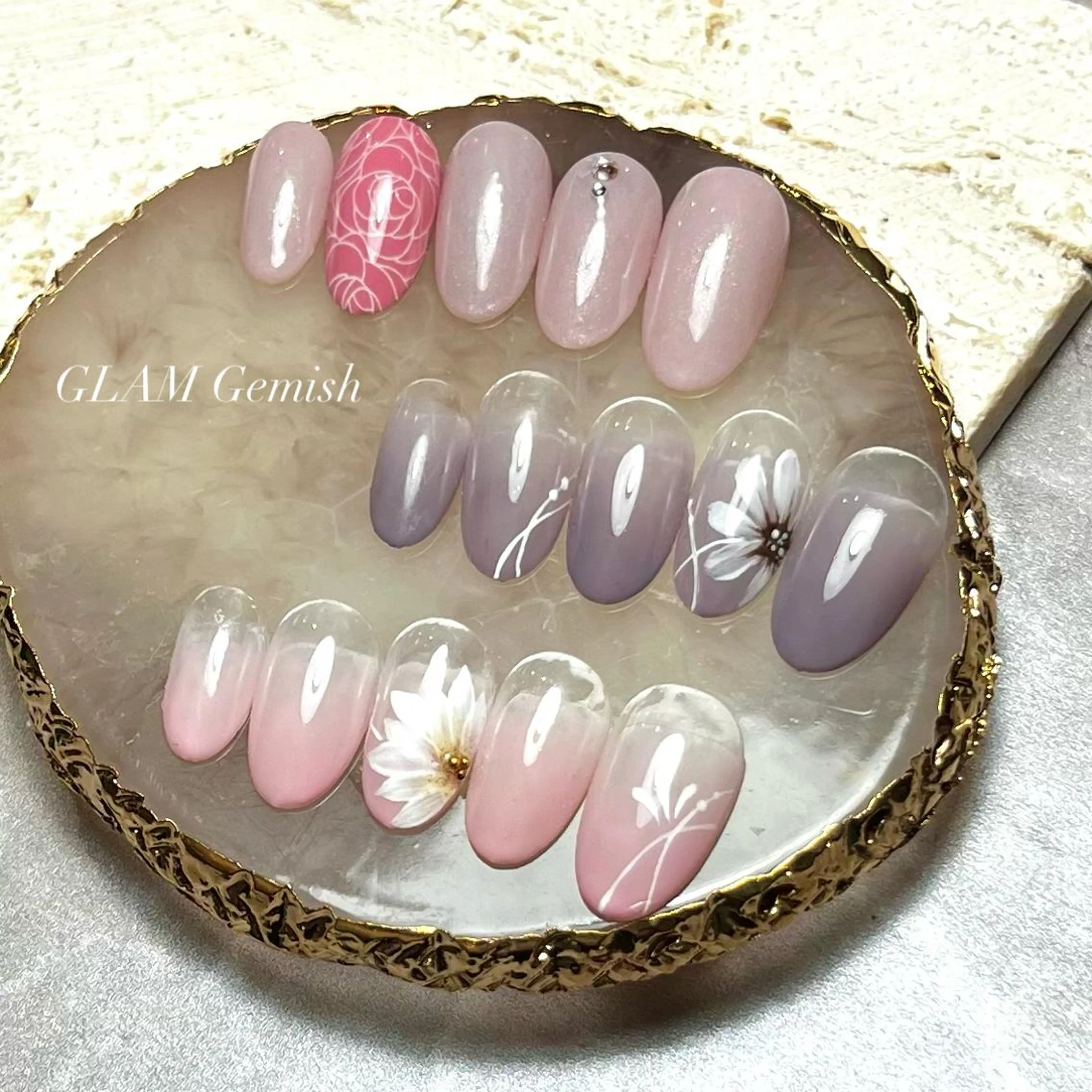 ネイル 春ネイル ハンドネイル 藤崎 恵梨香のネイルデザイン