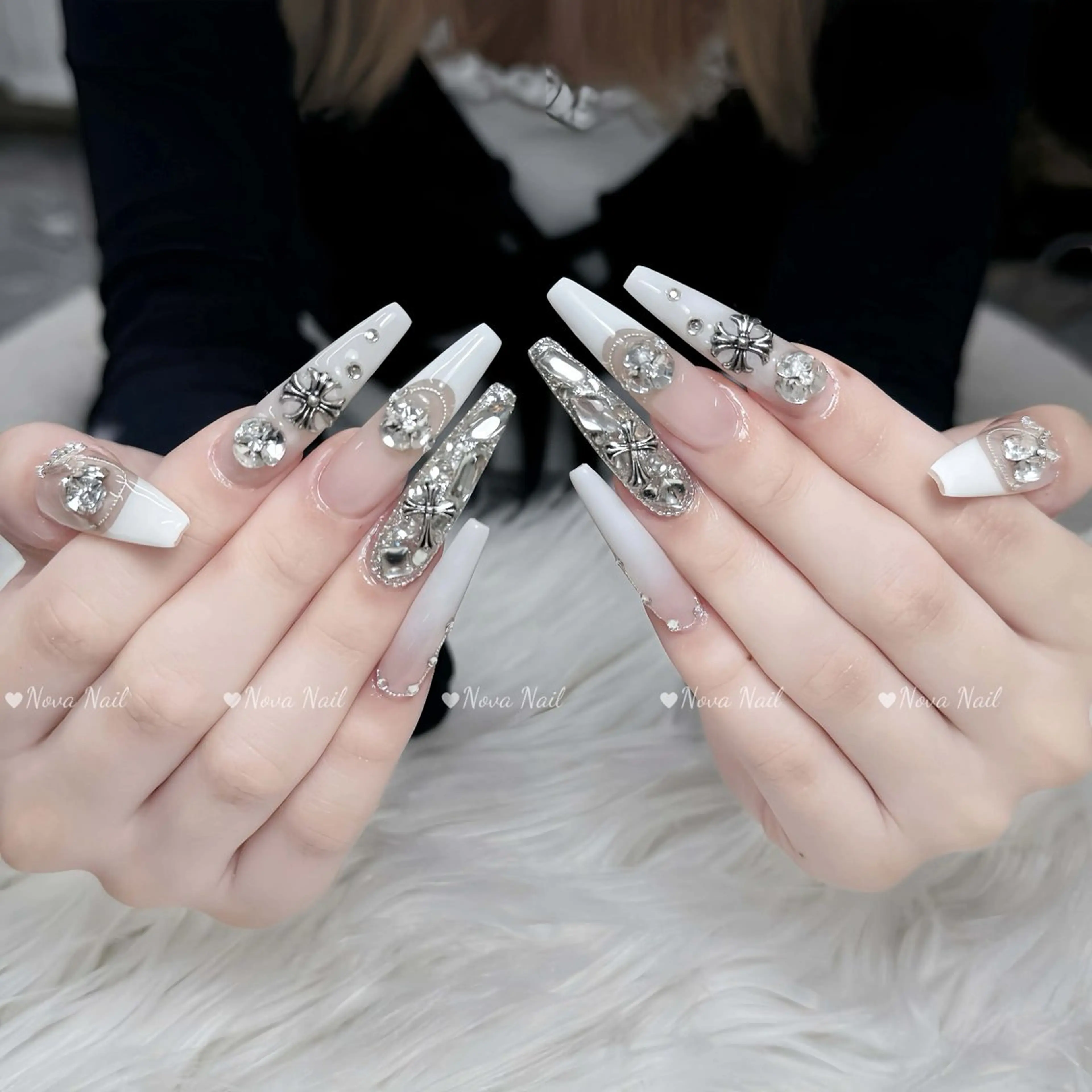 ネイル アートネイル シンプルネイル 春ネイル 冬ネイル ハンドネイル ハンドケア Nova Nail Nambaのネイルデザイン