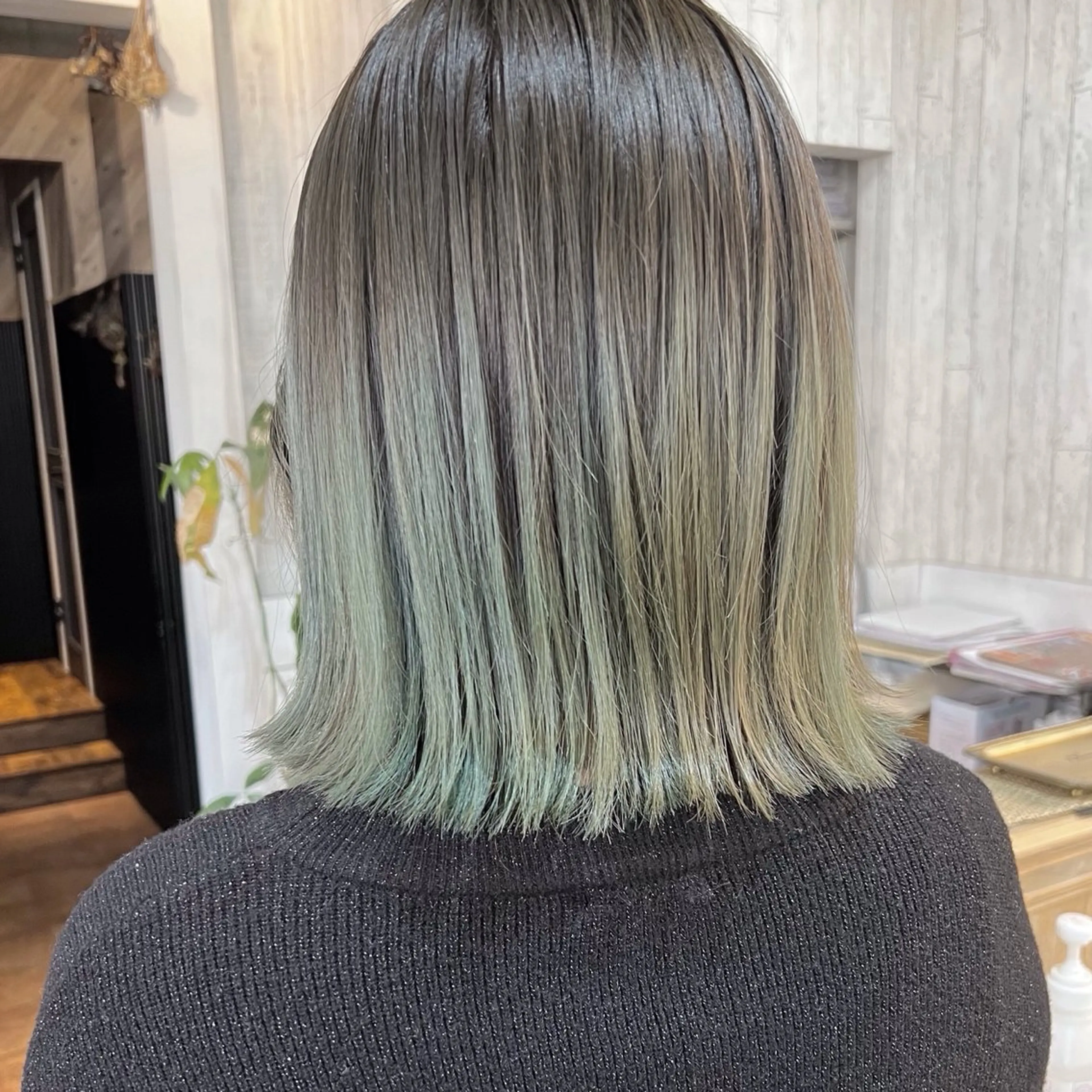 ミディアム 🔆学生に人気🔆 AEQUITASのヘアスタイル