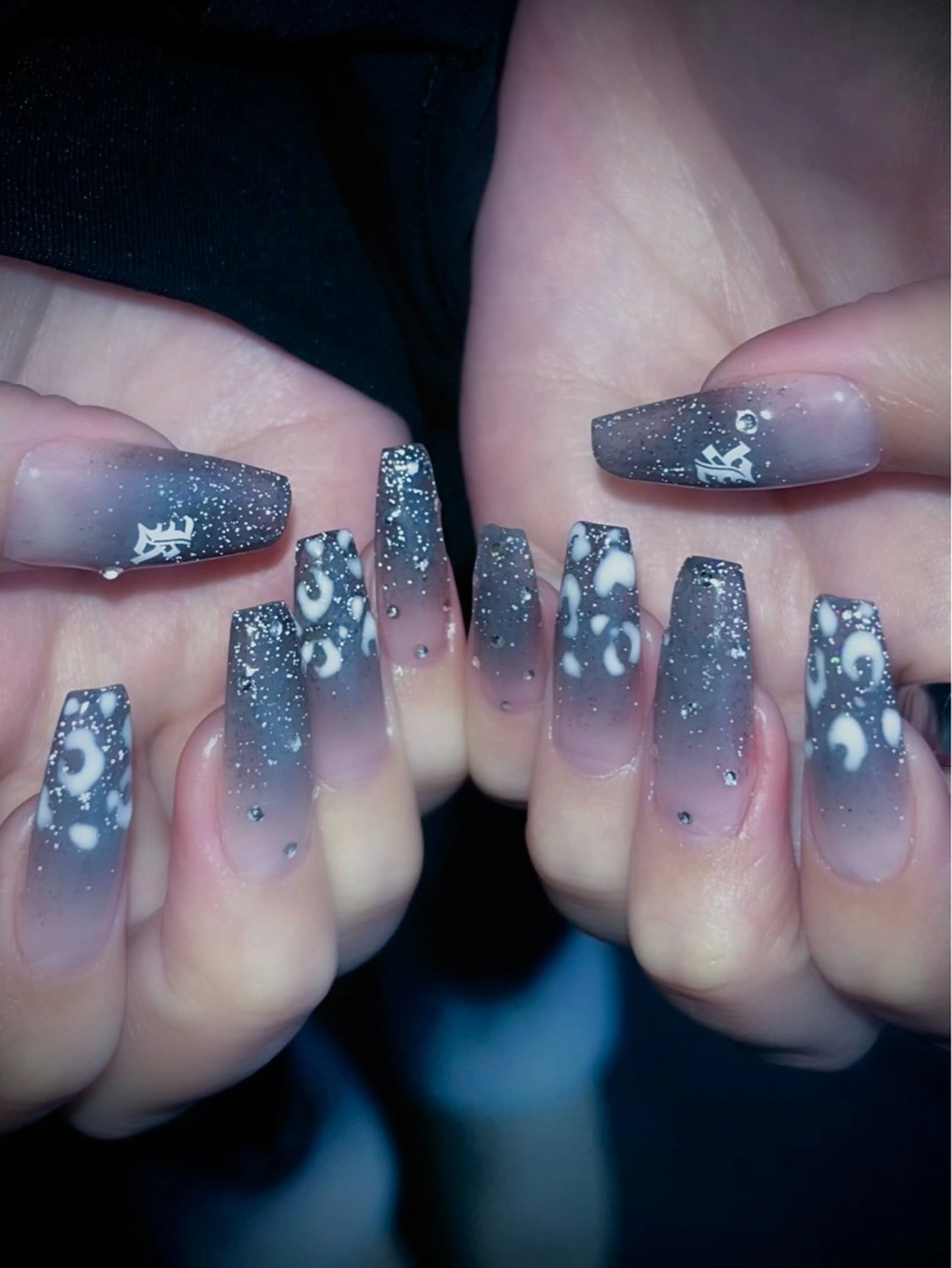 ネイル キラキラネイル マグネットネイル ワンカラーネイル スカルプネイル ワンホンネイル nine.🦋 YUKOのネイルデザイン