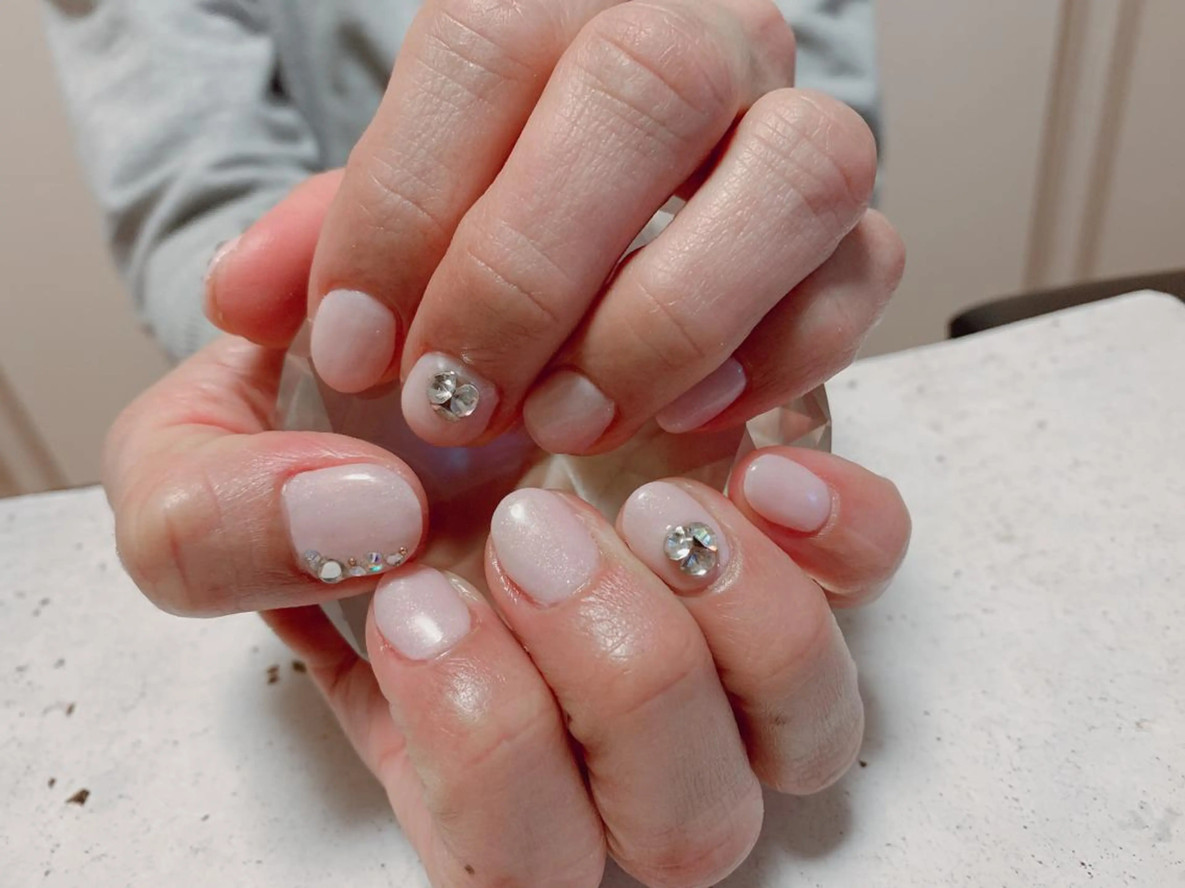 ネイル ストーンネイル nico.nico.mark NAIL所属・小林 梓のエステ・リラクイメージ